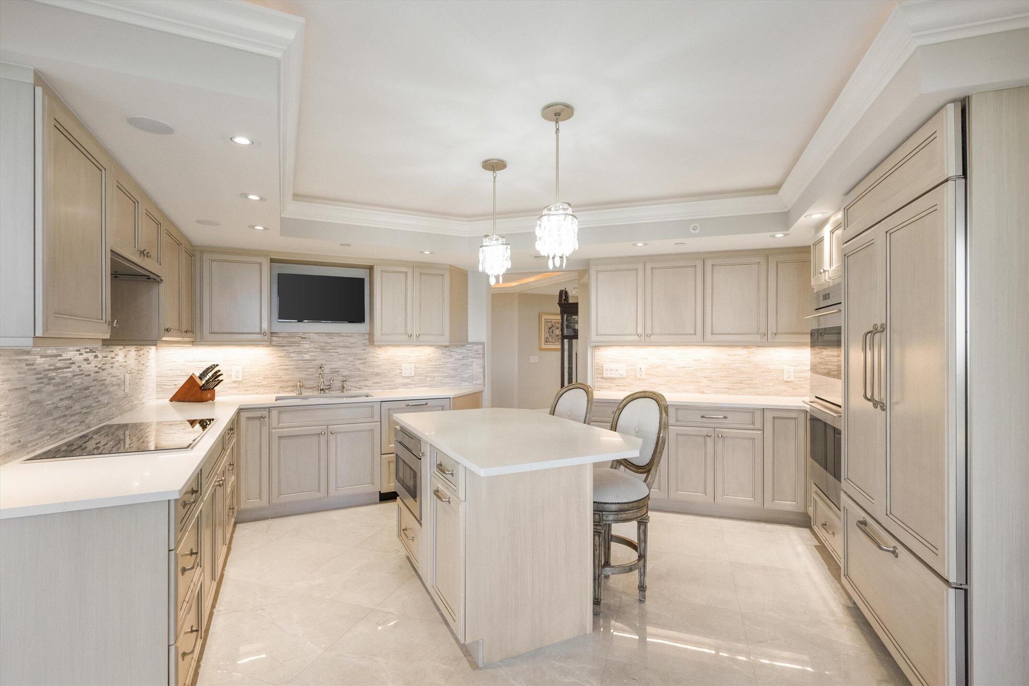 19850 Beach Rd #2b Jupiter, FL 33469