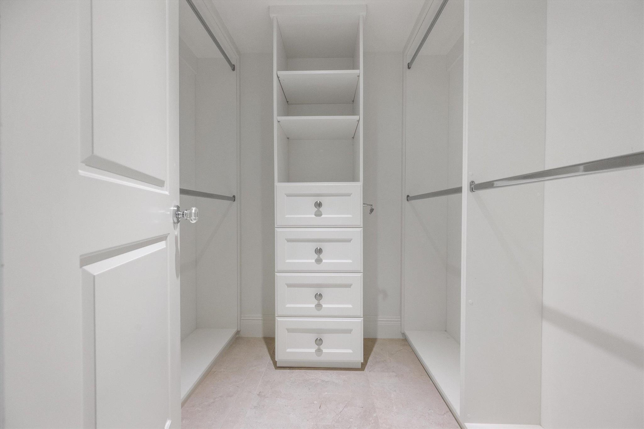 19850 Beach Rd #2b Jupiter, FL 33469