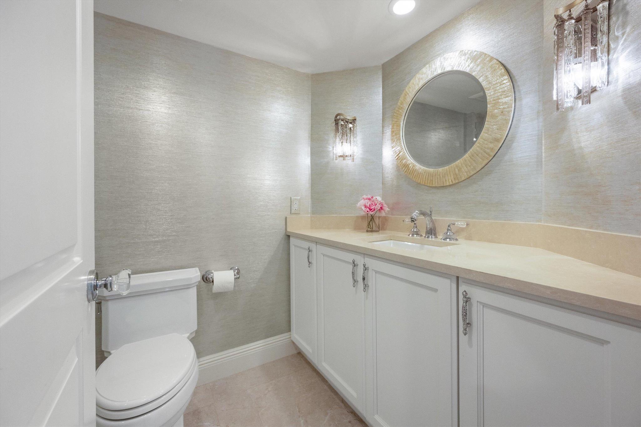 19850 Beach Rd #2b Jupiter, FL 33469