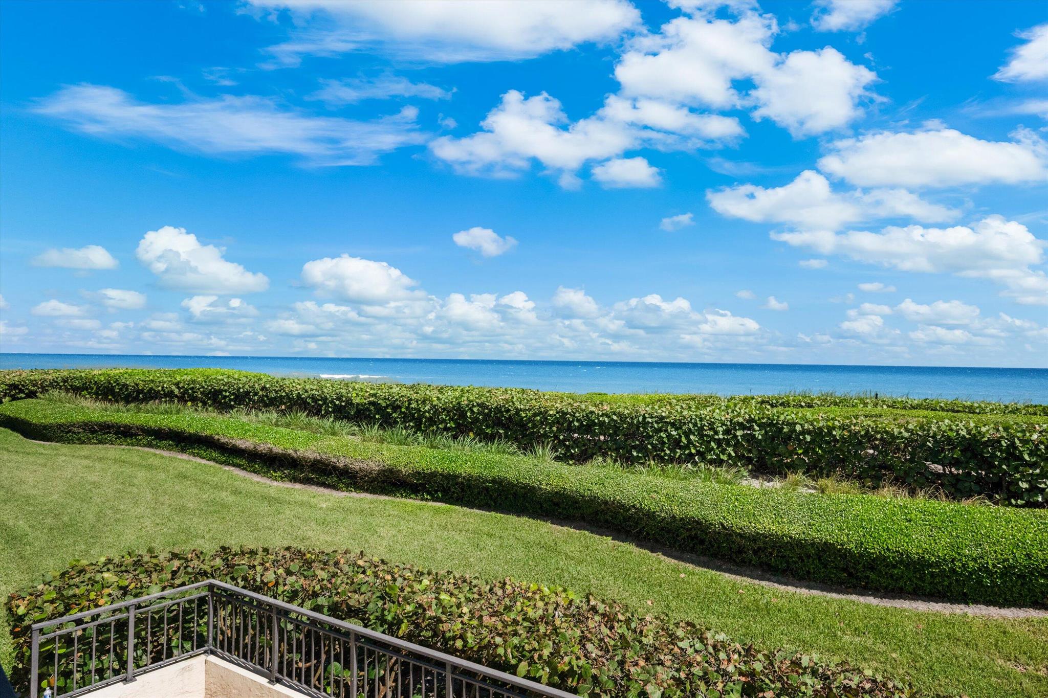 19850 Beach Rd #2b Jupiter, FL 33469