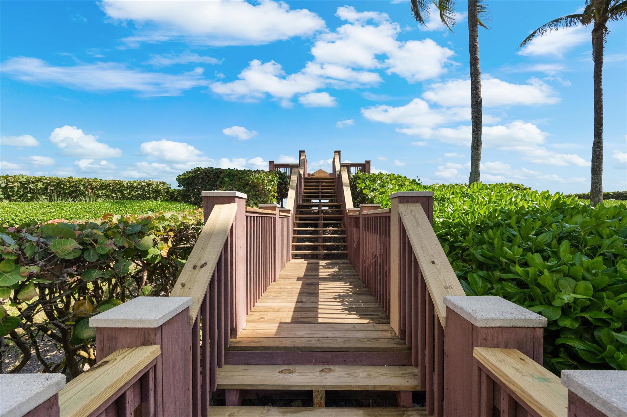 19850 Beach Rd #2b Jupiter, FL 33469