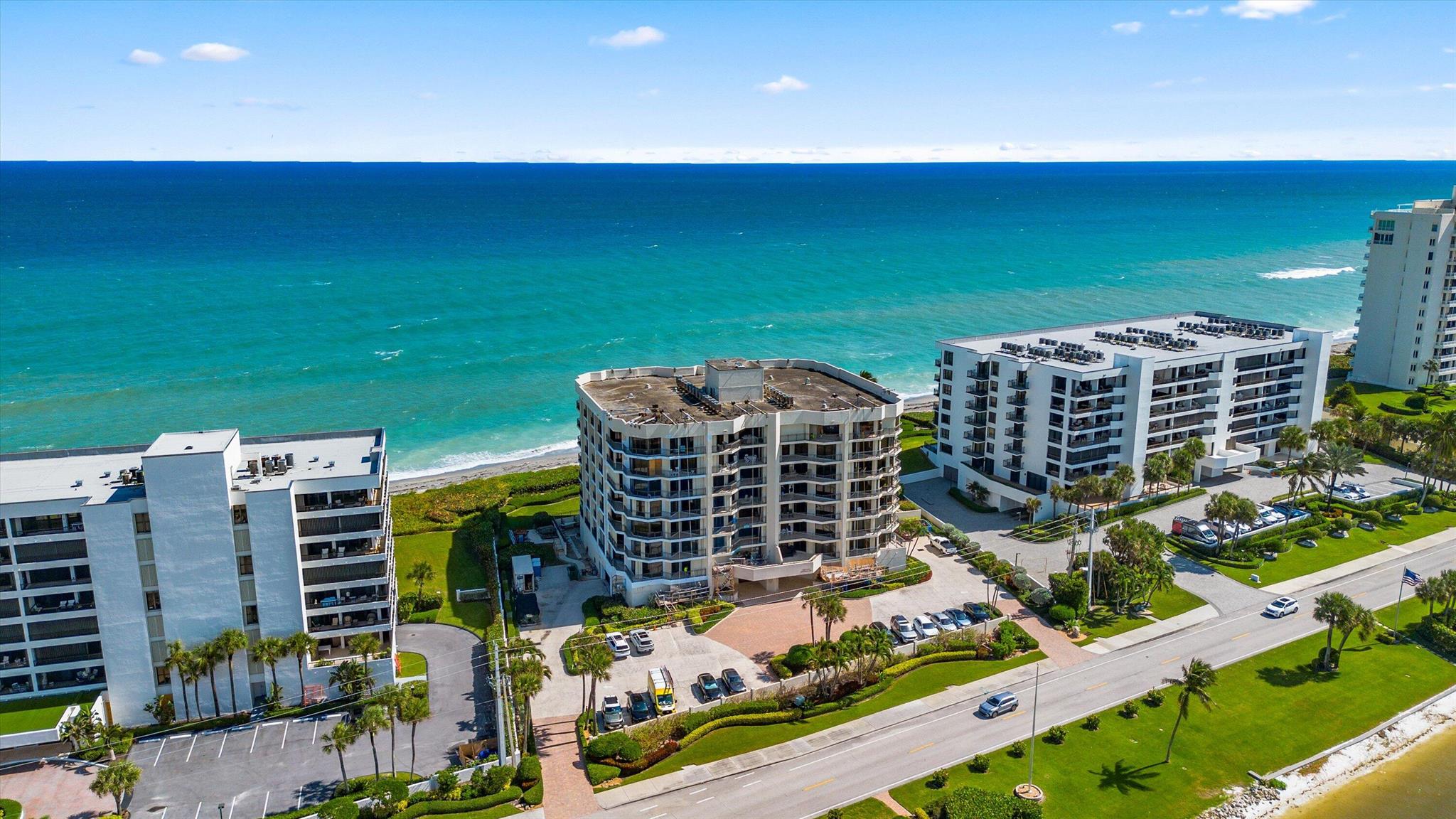 19850 Beach Rd #2b Jupiter, FL 33469