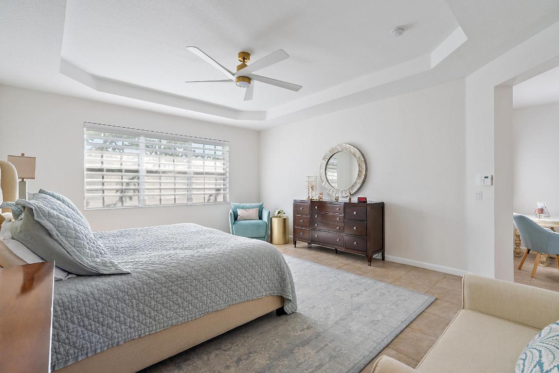 114 Via Santa Cruz Jupiter, FL 33458