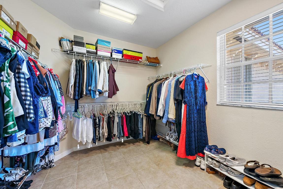 114 Via Santa Cruz Jupiter, FL 33458