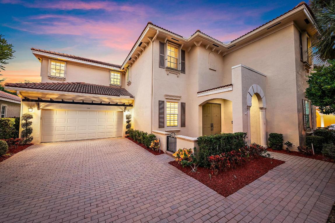 114 Via Santa Cruz Jupiter, FL 33458