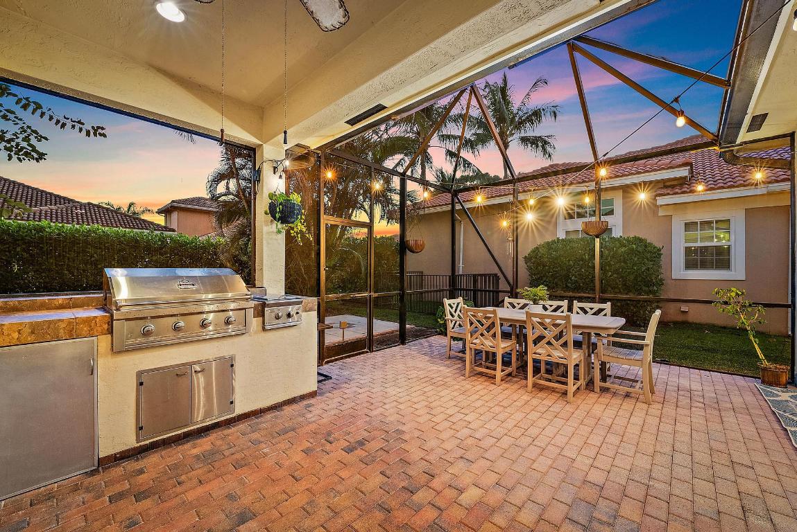 114 Via Santa Cruz Jupiter, FL 33458