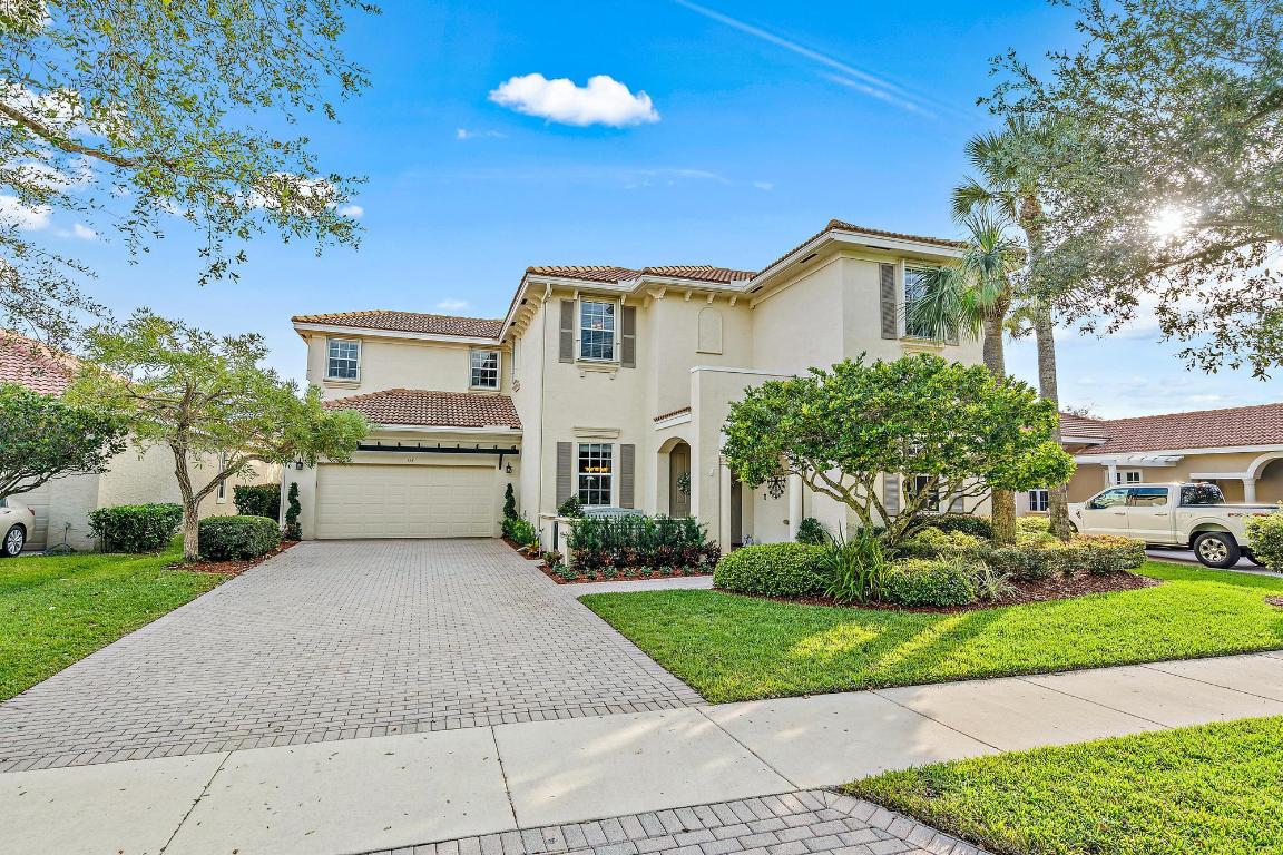 114 Via Santa Cruz Jupiter, FL 33458