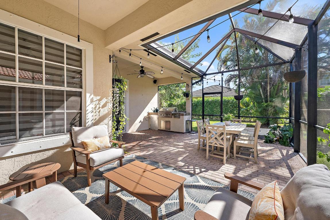 114 Via Santa Cruz Jupiter, FL 33458