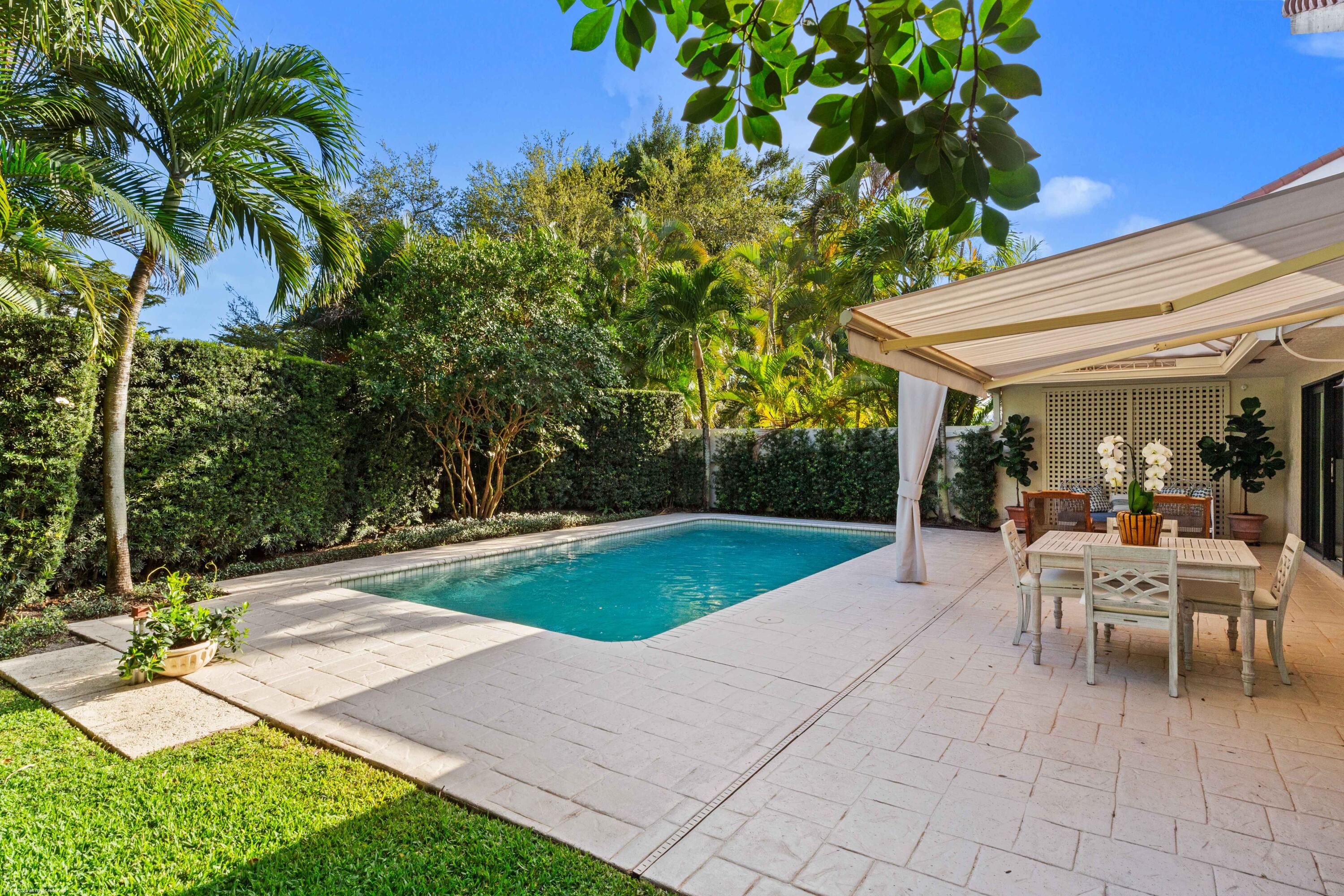 2426 Windsor Way Ct Wellington, FL 33414