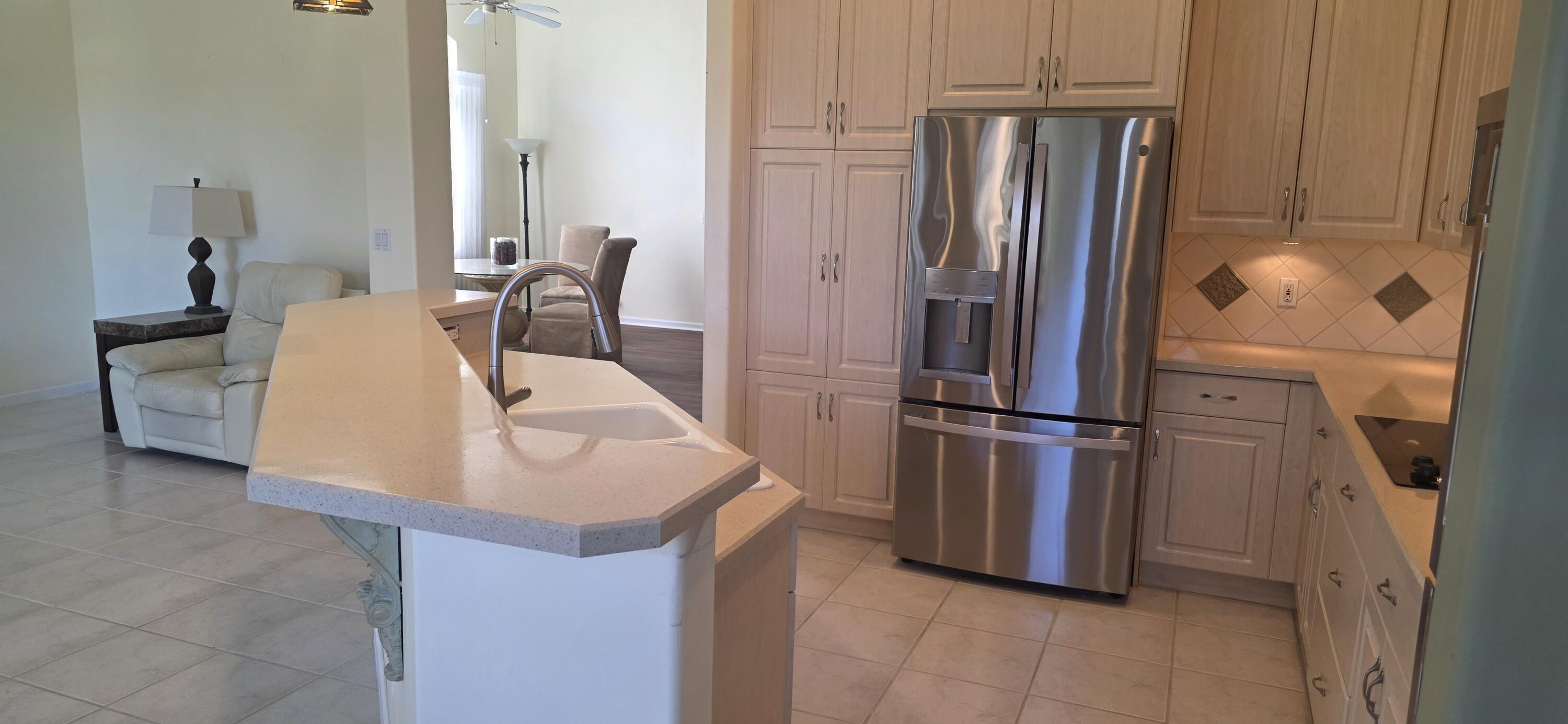 7204 Demedici Cir Delray Beach, FL 33446