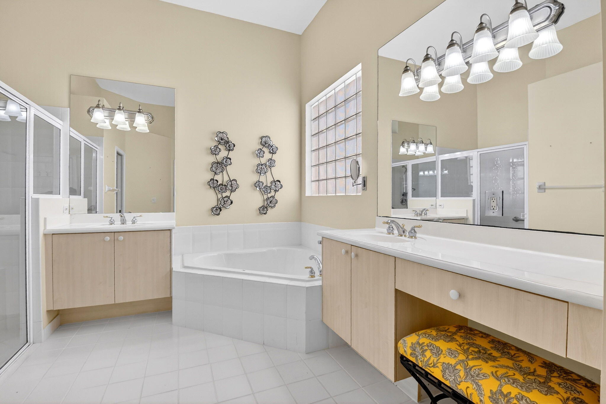 7204 Demedici Cir Delray Beach, FL 33446