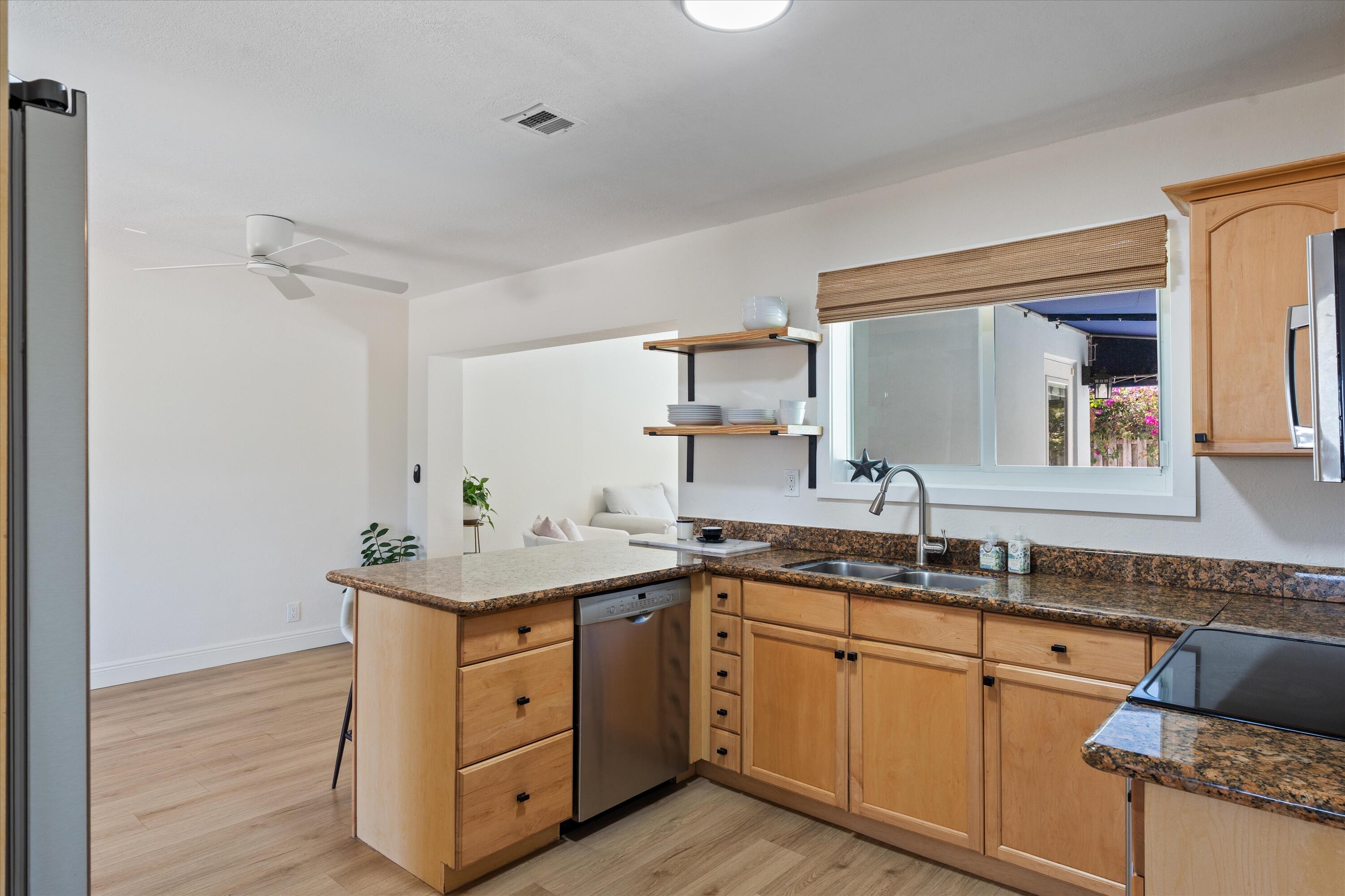 4921 NE 23rd Lighthouse Point, FL 33064