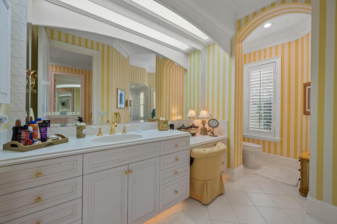 258 Locha Jupiter, FL 33458