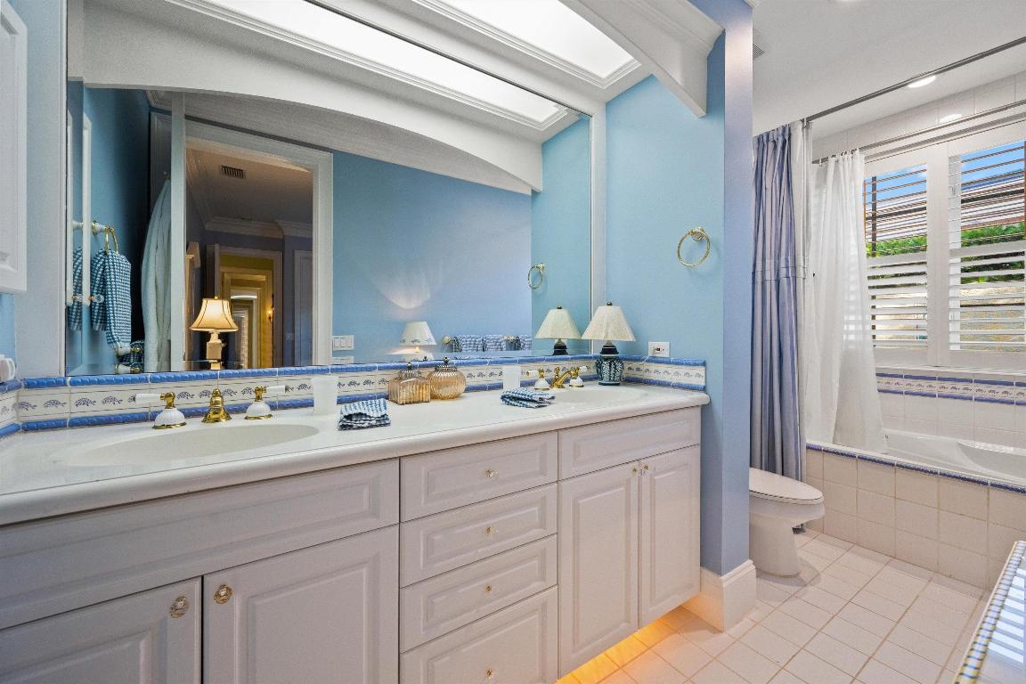 258 Locha Jupiter, FL 33458