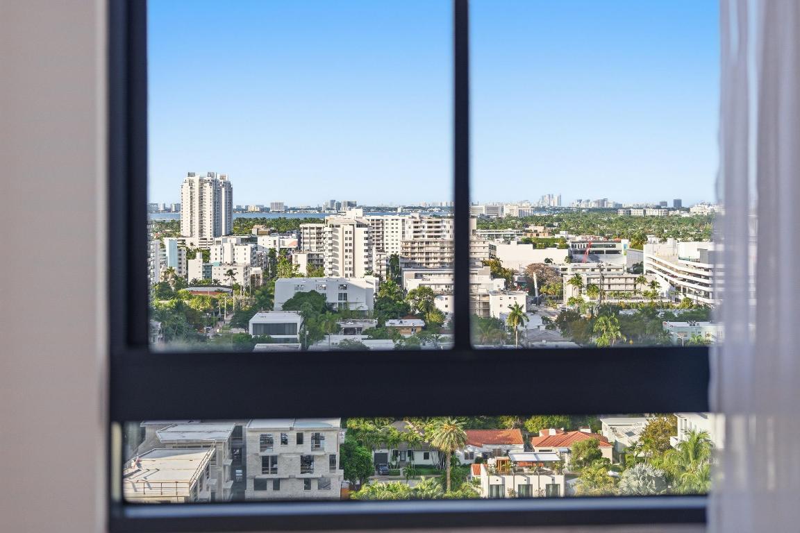 1330 West #1711 Miami Beach, FL 33139