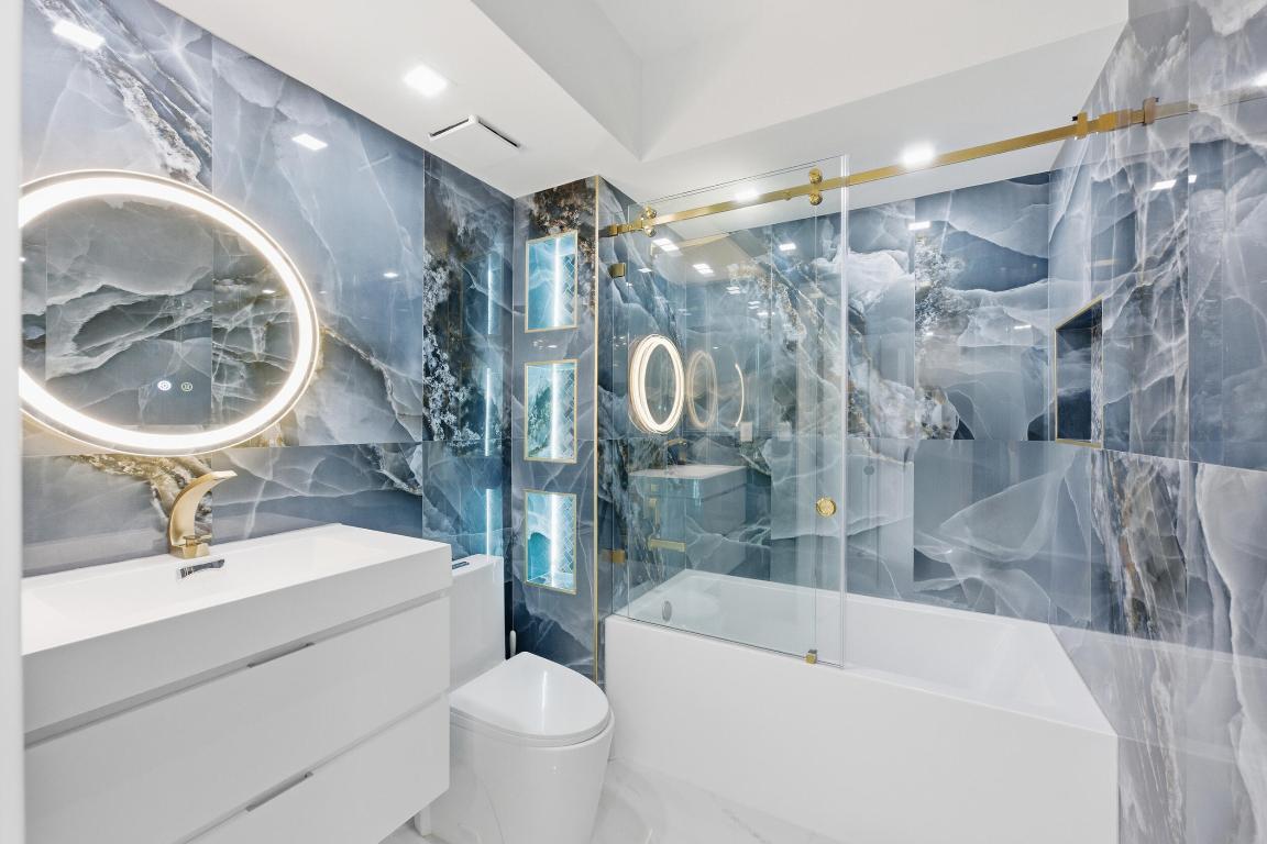 1330 West #1711 Miami Beach, FL 33139