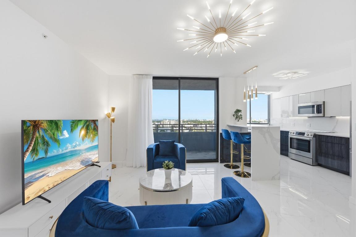 1330 West #1711 Miami Beach, FL 33139