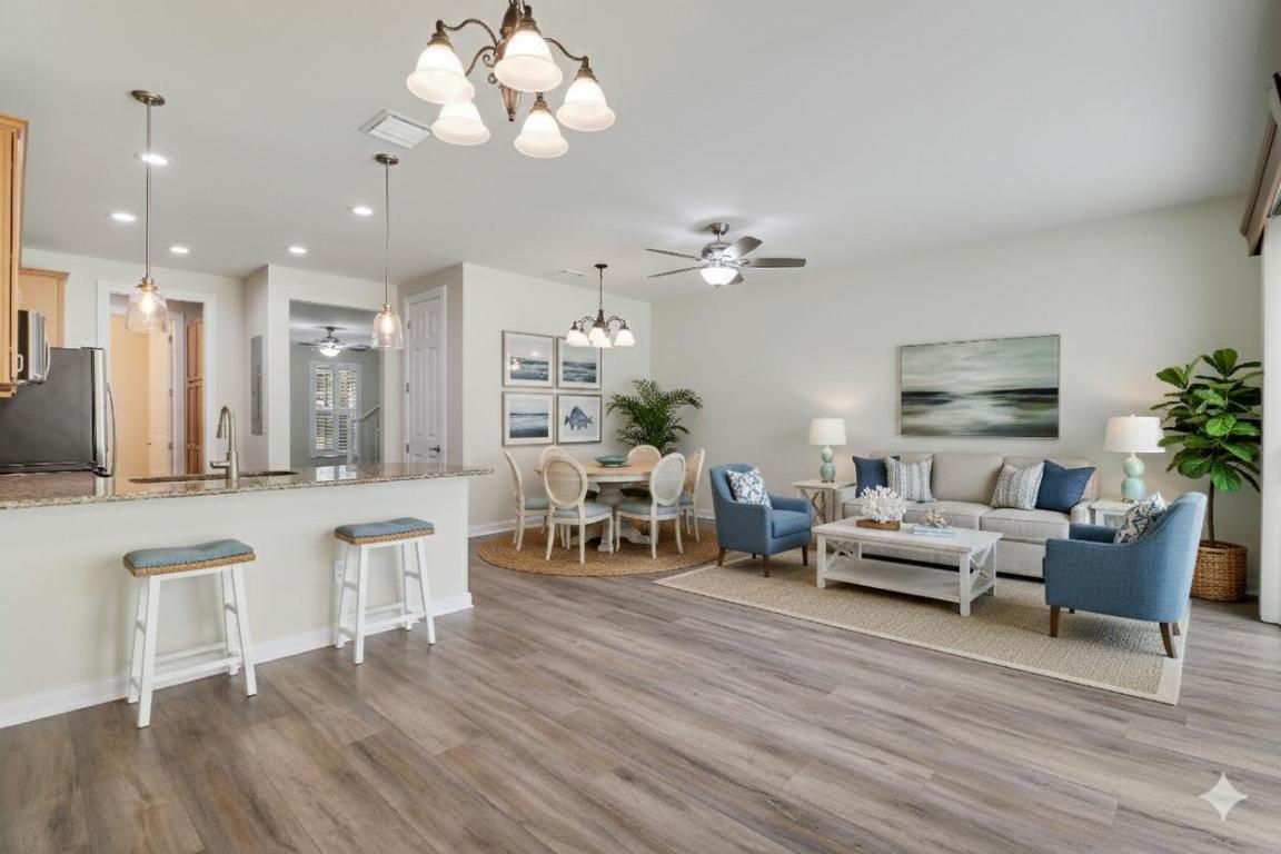 1043 Key Largo Jupiter, FL 33458