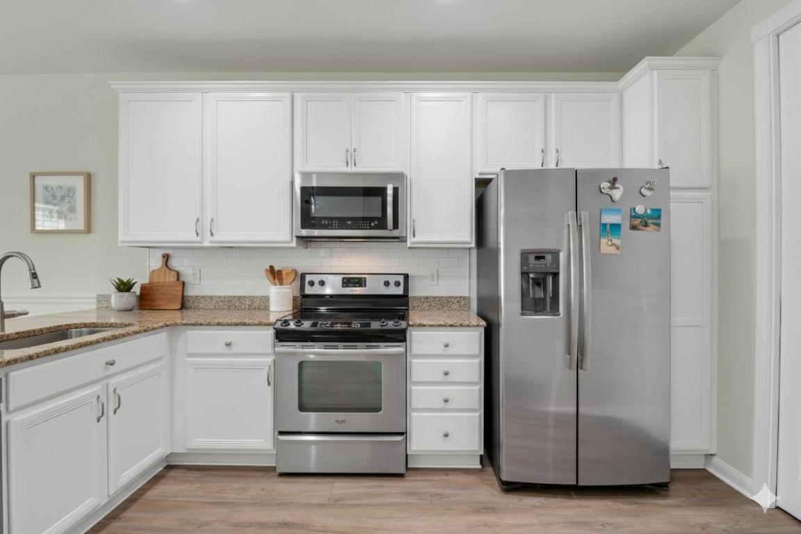 1043 Key Largo Jupiter, FL 33458