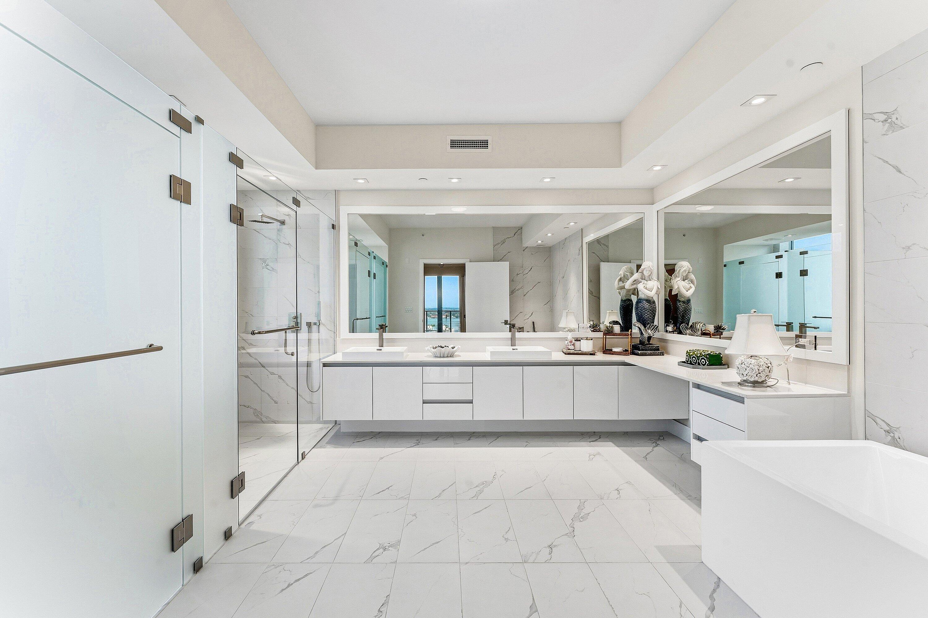3100 N Ocean #1702p Singer Island, FL 33404