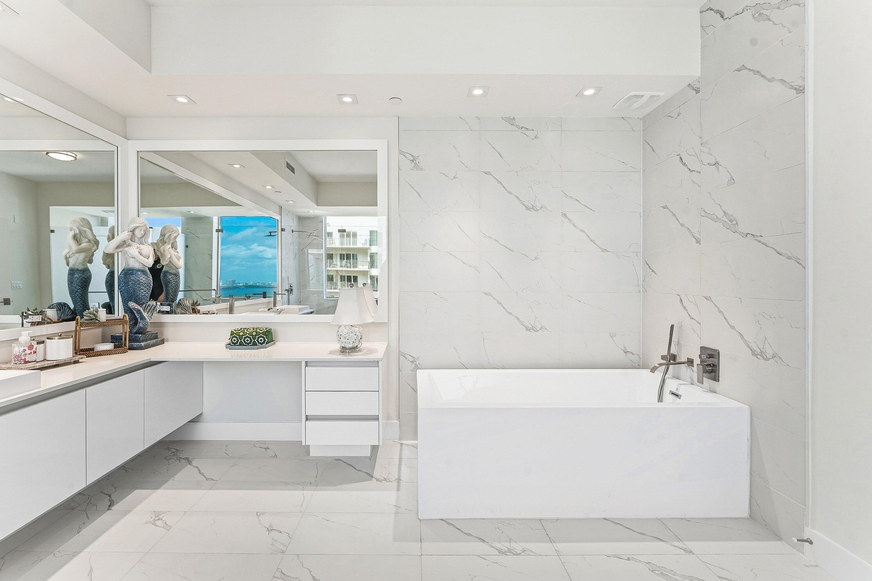 3100 N Ocean #1702p Singer Island, FL 33404