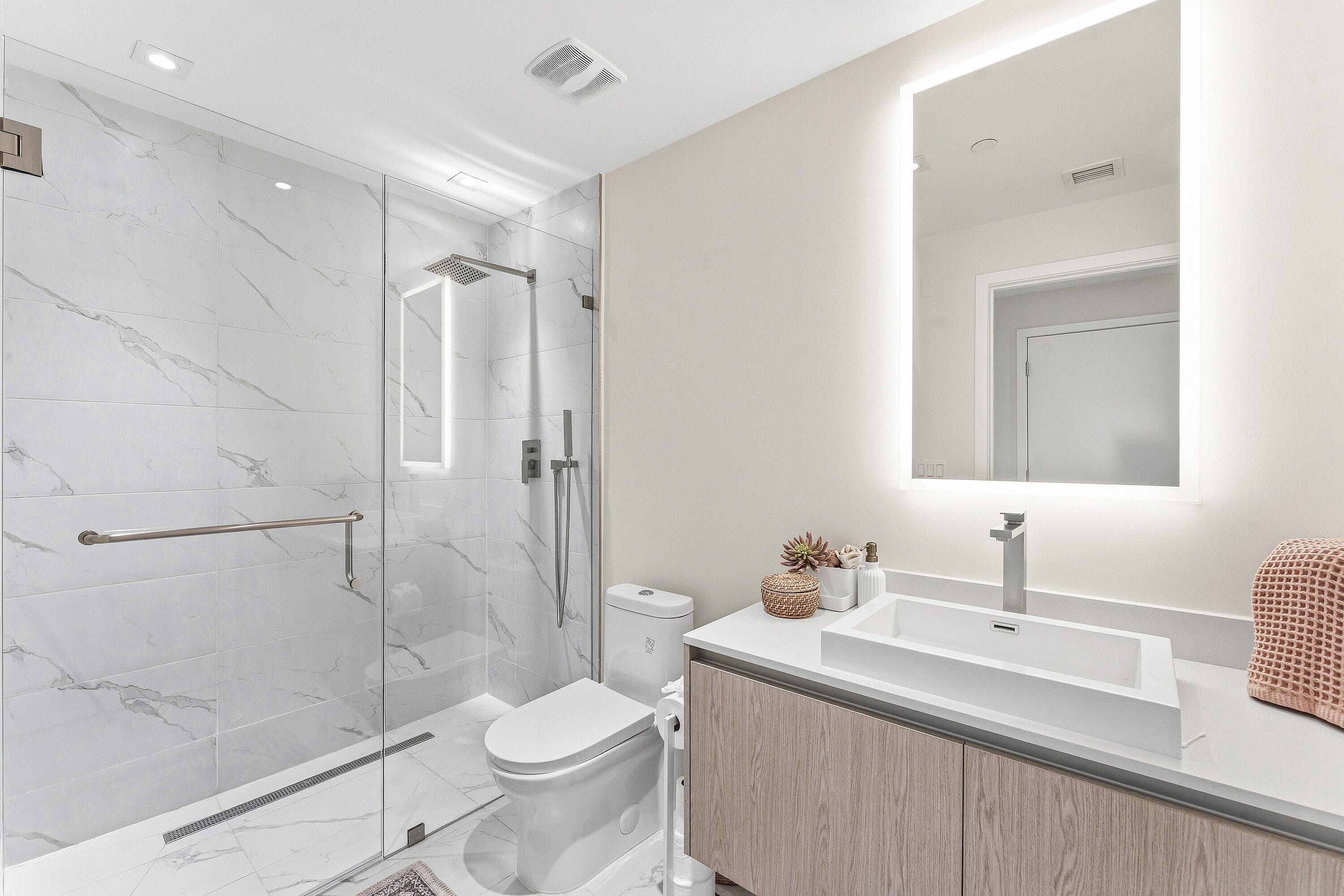 3100 N Ocean #1702p Singer Island, FL 33404