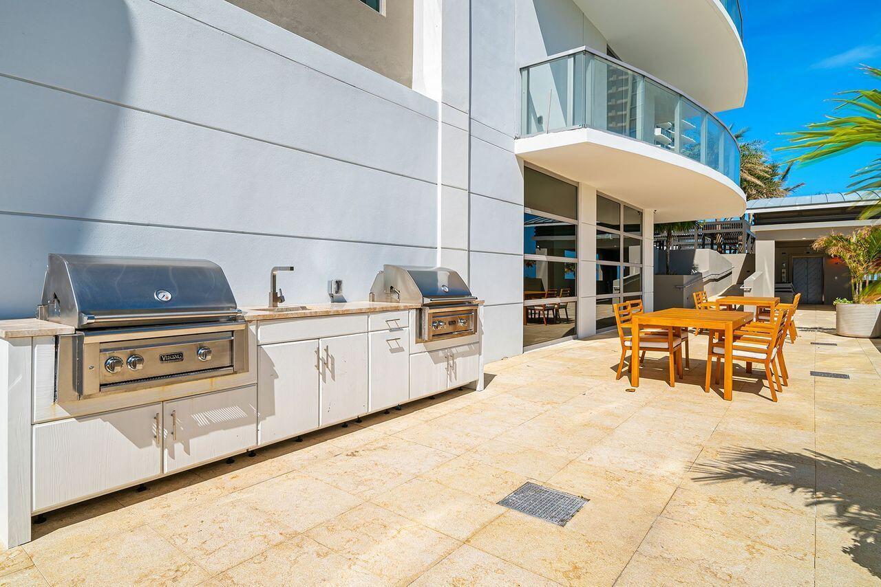 3100 N Ocean #1702p Singer Island, FL 33404