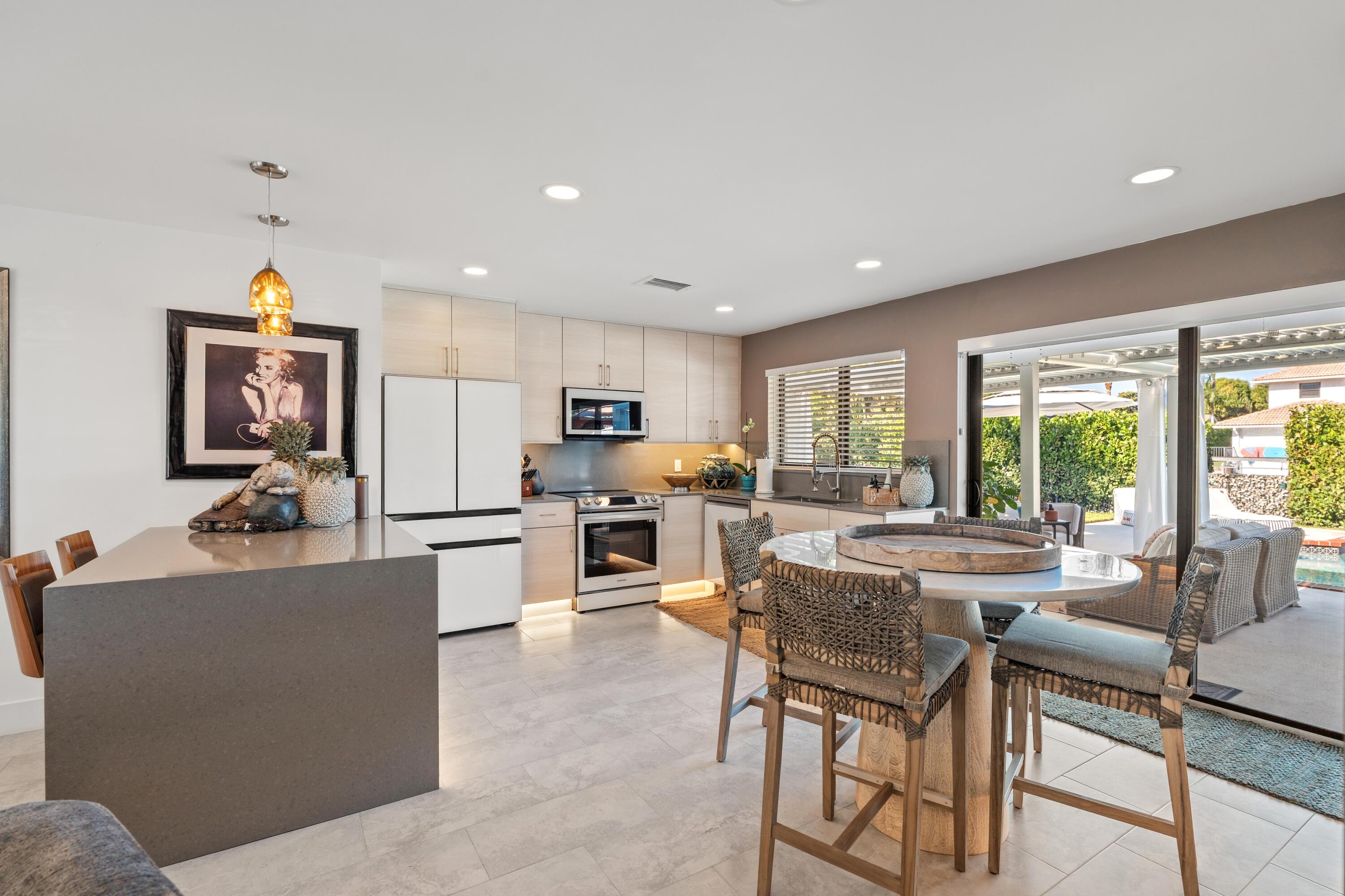 3605 S Lake Boynton Beach, FL 33435