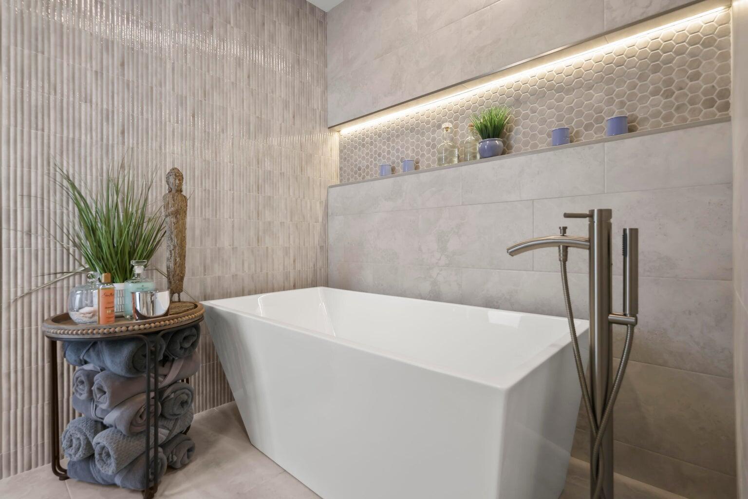 3605 S Lake Boynton Beach, FL 33435