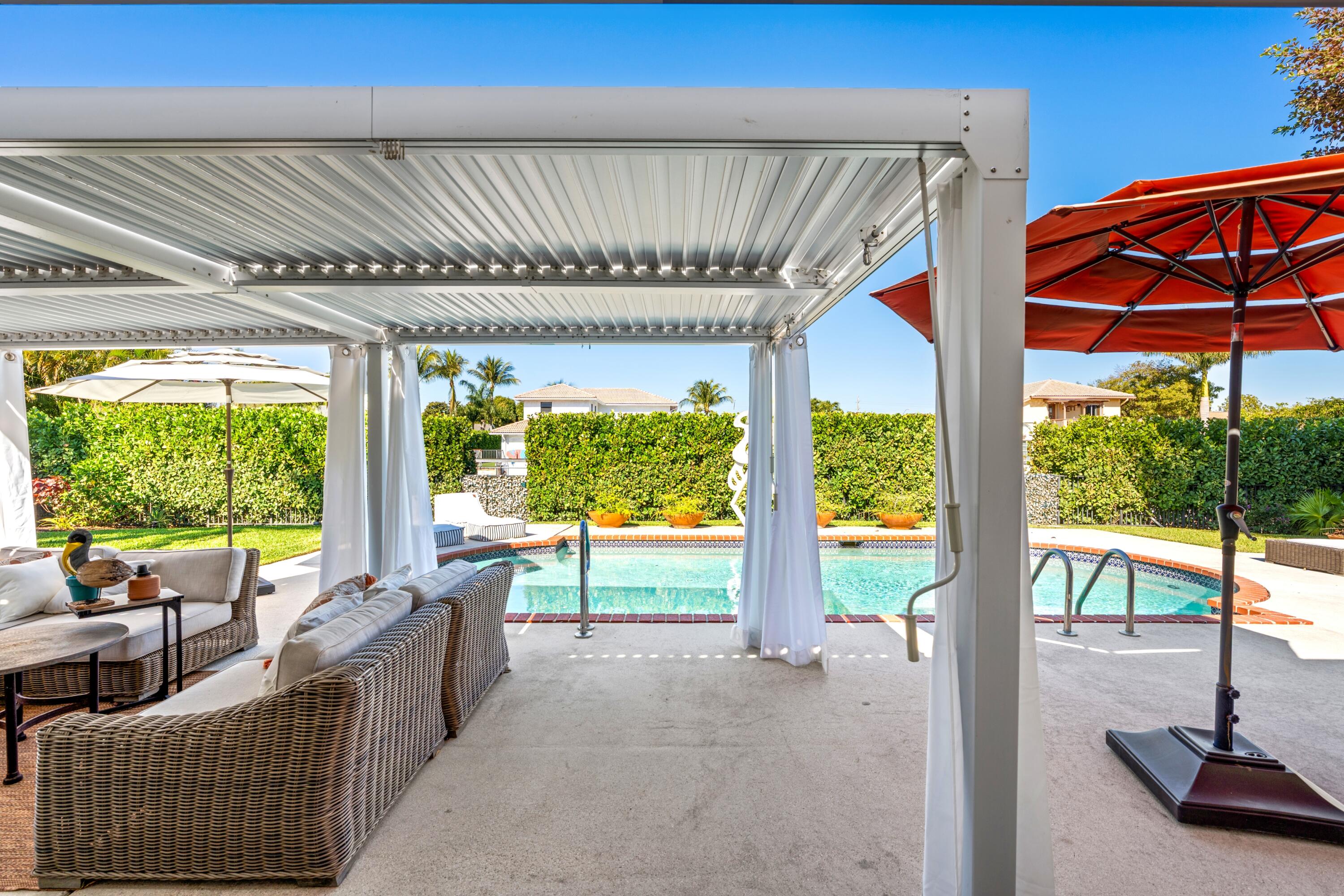 3605 S Lake Boynton Beach, FL 33435