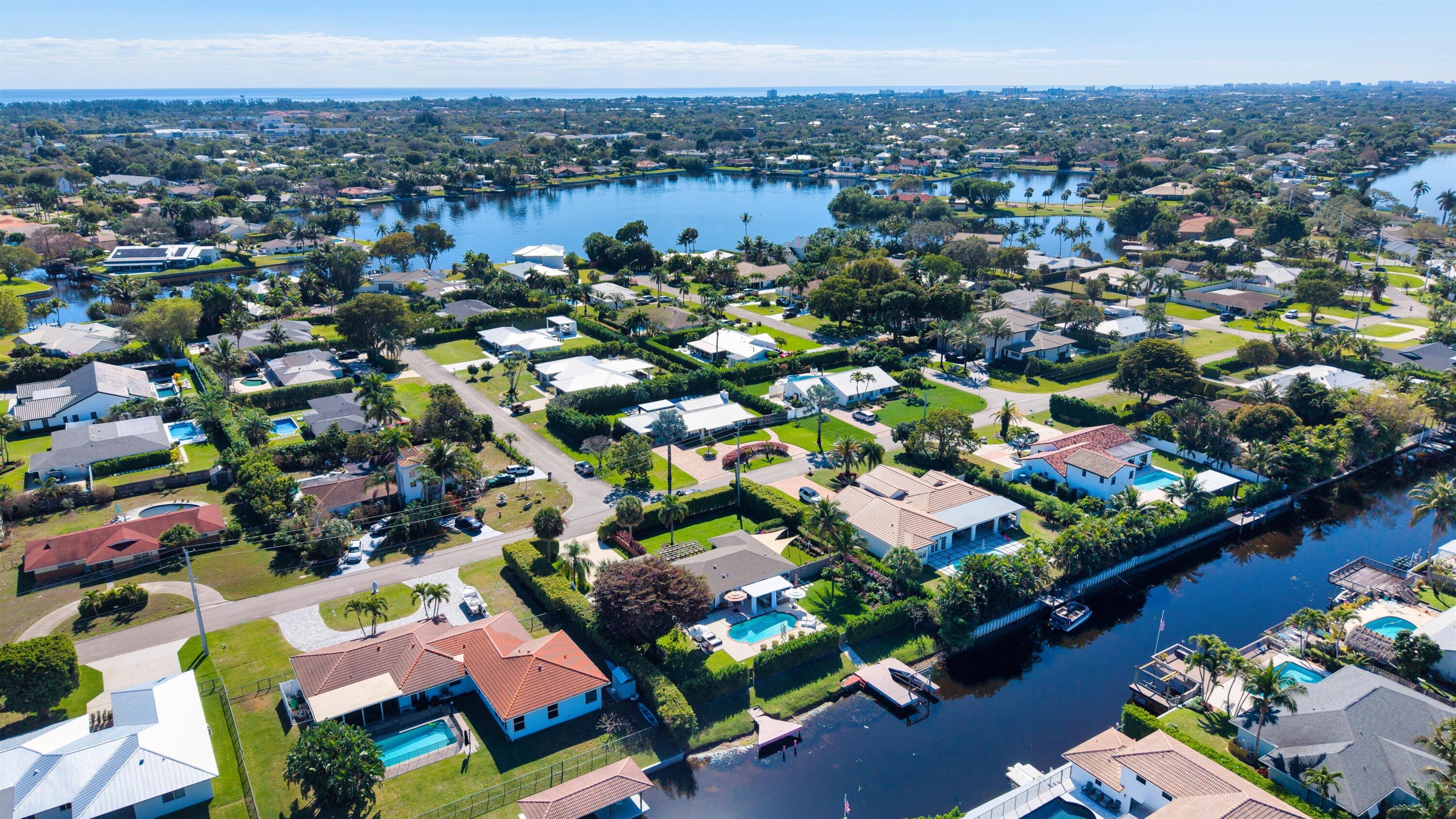 3605 S Lake Boynton Beach, FL 33435