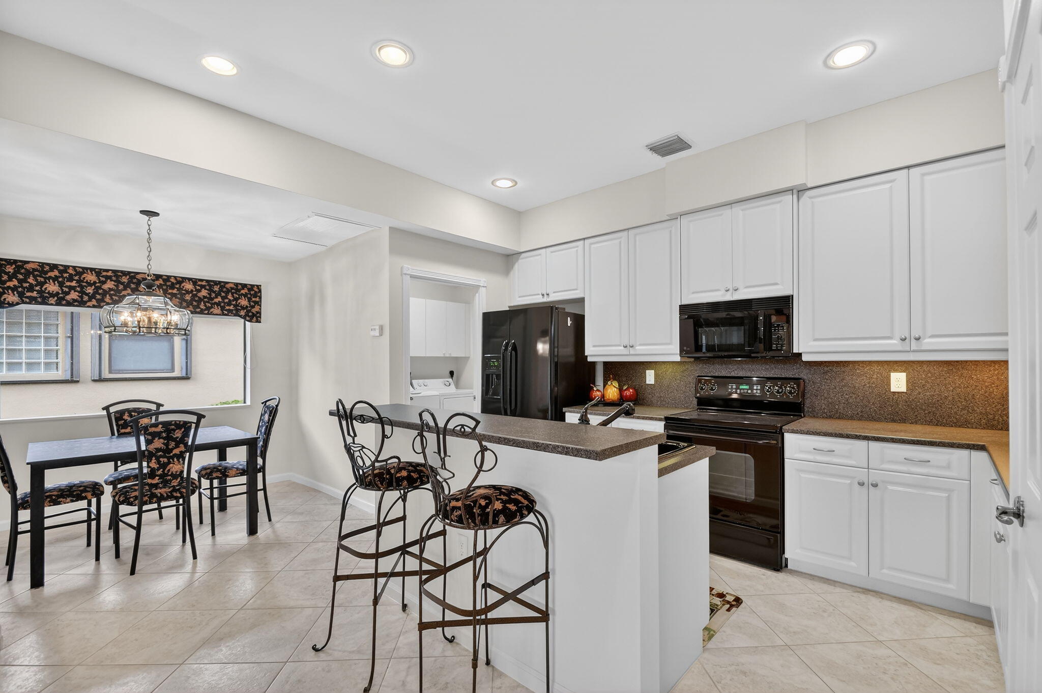 8046 Via Grande Boynton Beach, FL 33437