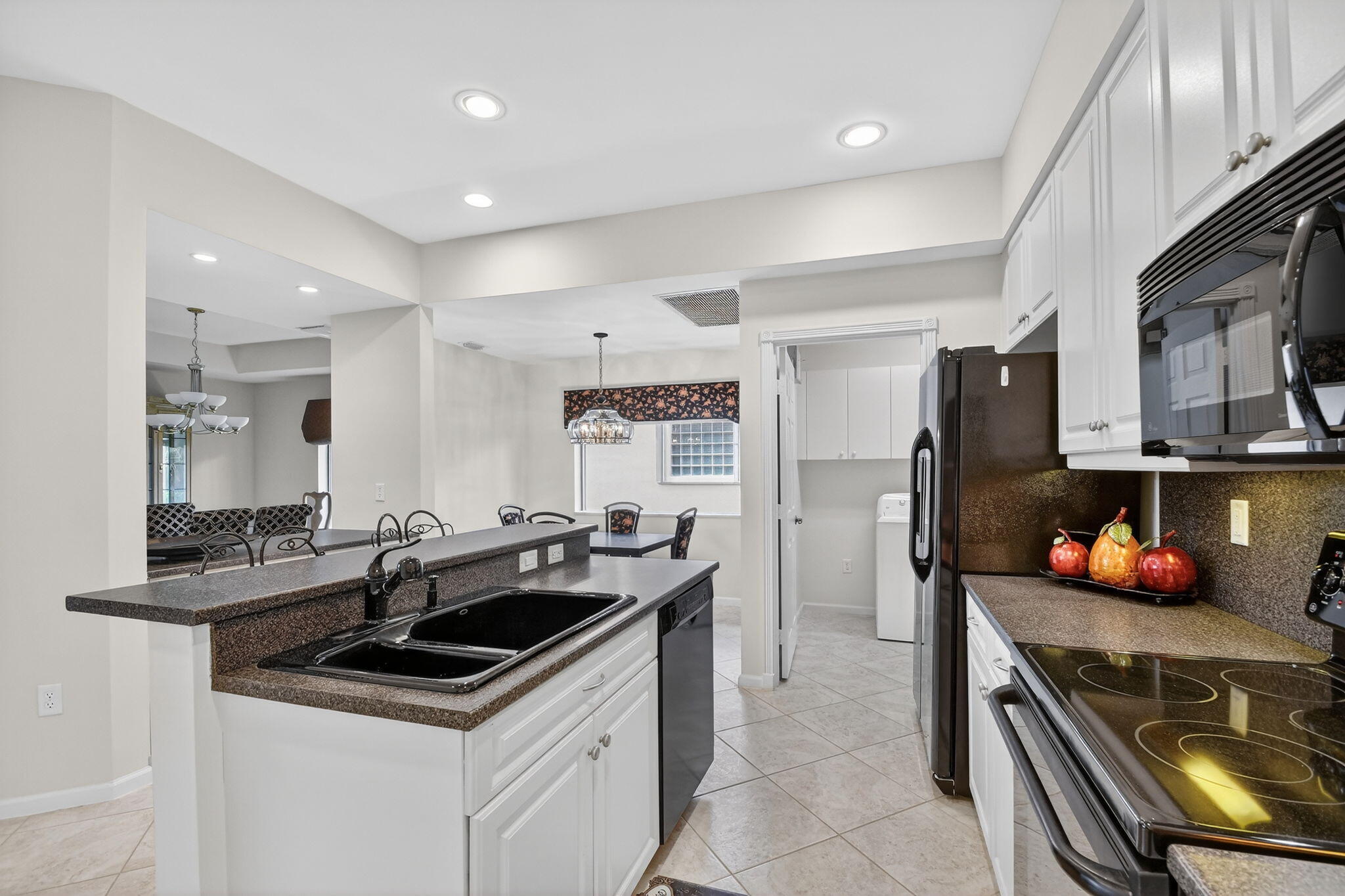 8046 Via Grande Boynton Beach, FL 33437