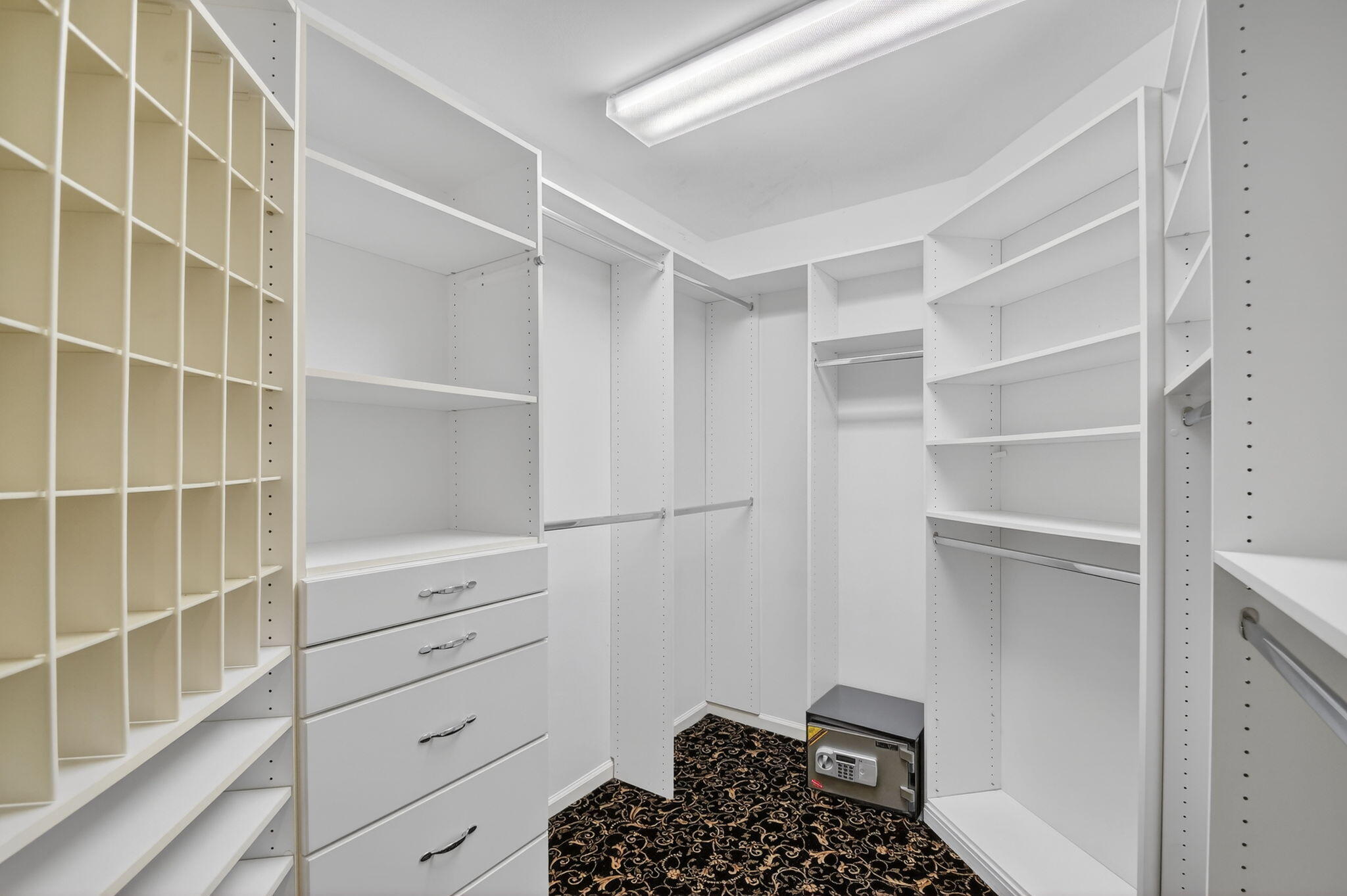 8046 Via Grande Boynton Beach, FL 33437