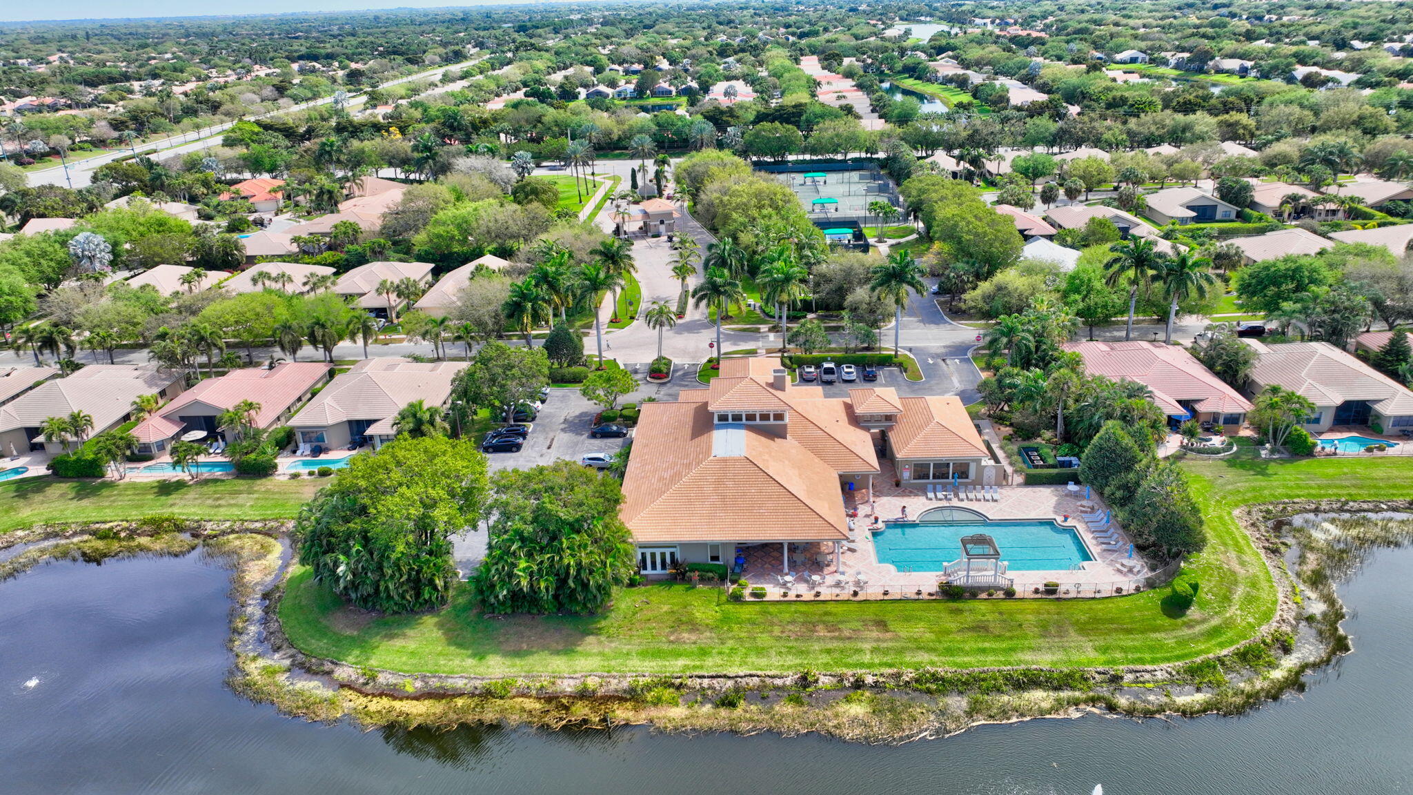 8046 Via Grande Boynton Beach, FL 33437