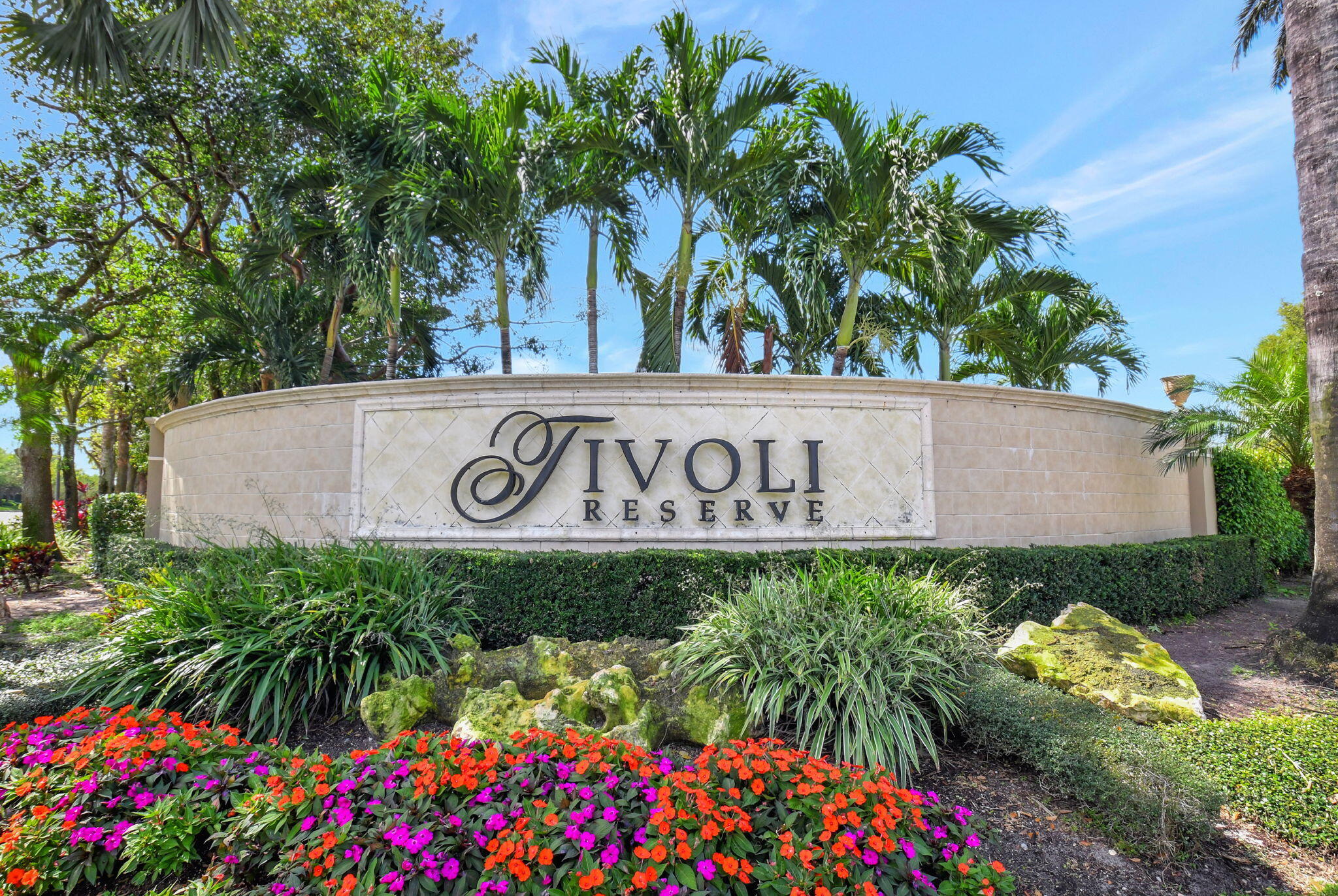 8046 Via Grande Boynton Beach, FL 33437