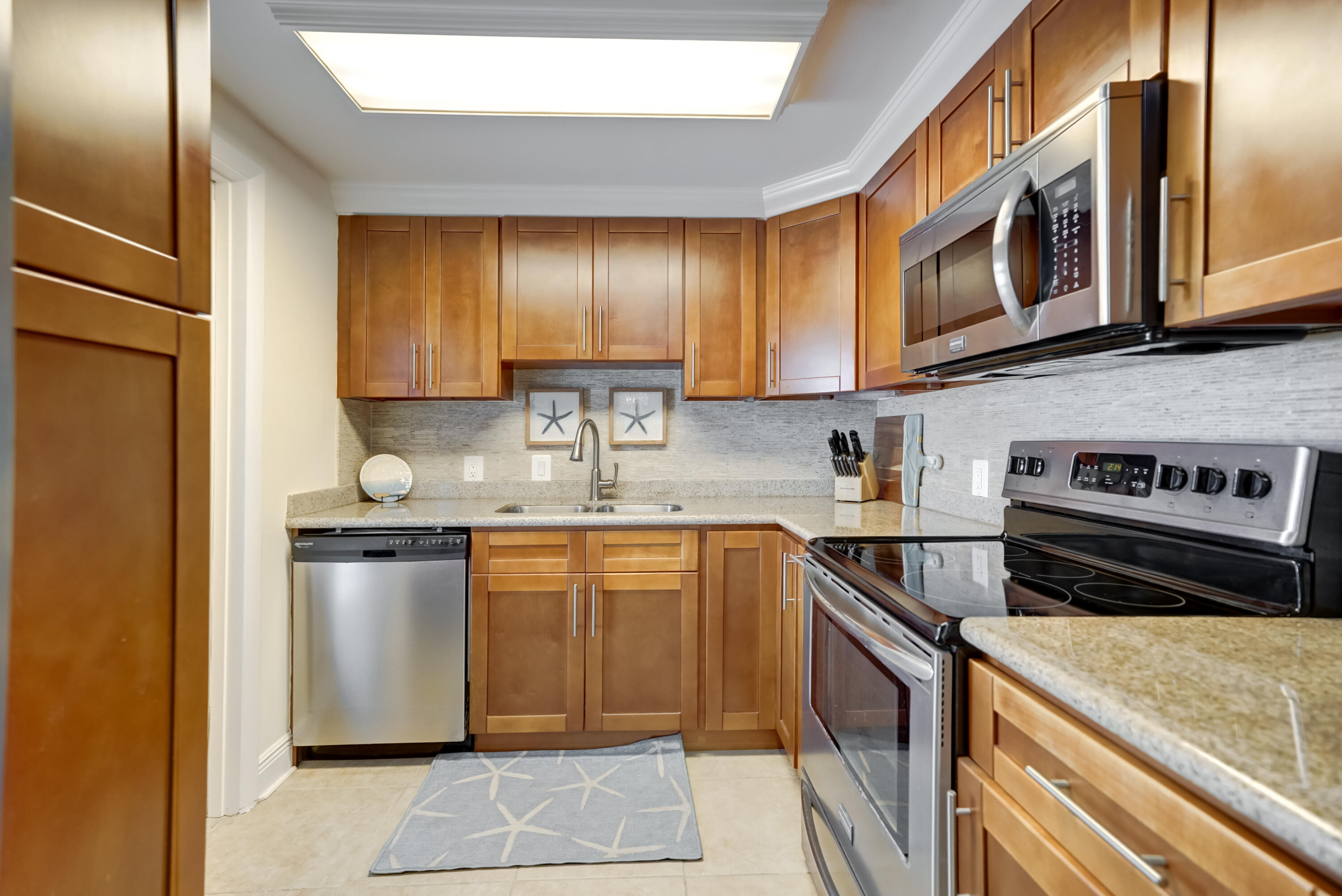 225 Beach #503 Tequesta, FL 33469