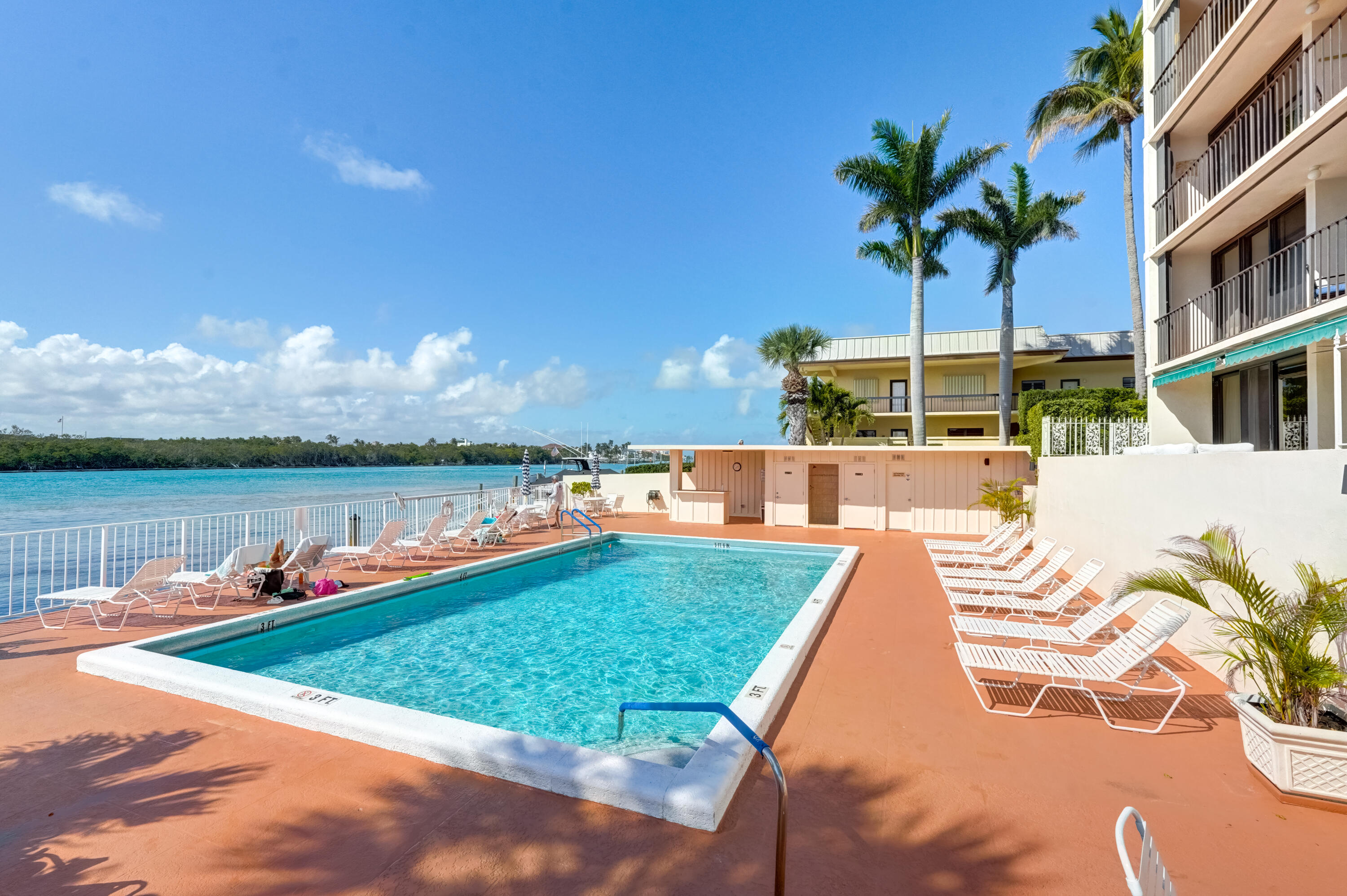 225 Beach #503 Tequesta, FL 33469