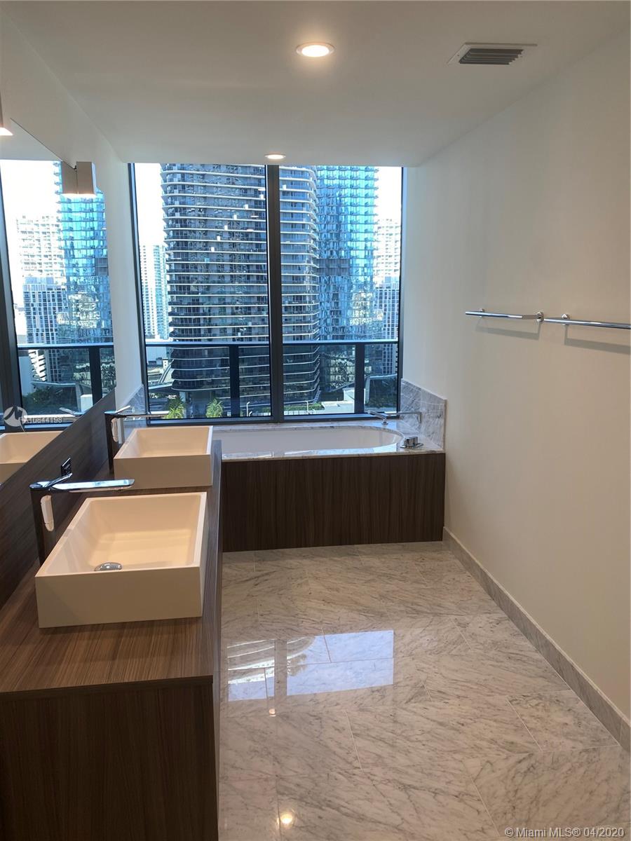 image Brickell Flatiron7