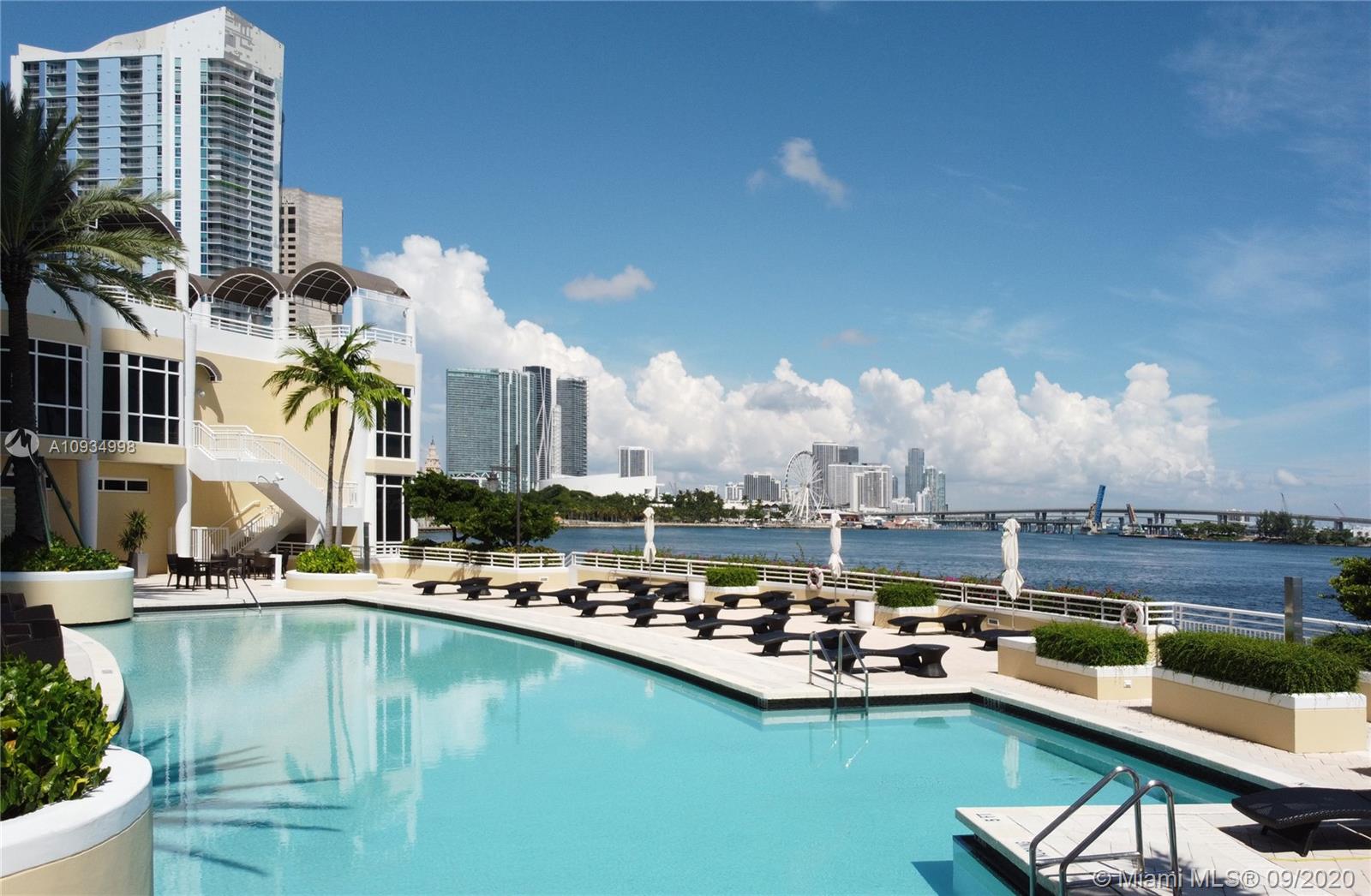 808 Brickell Key Dr #1206