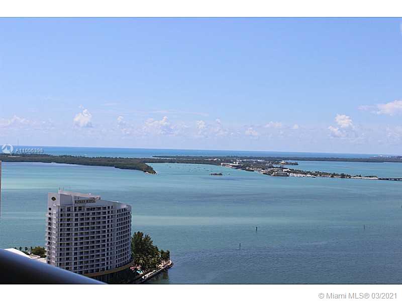 495 Brickell Ave #3411
