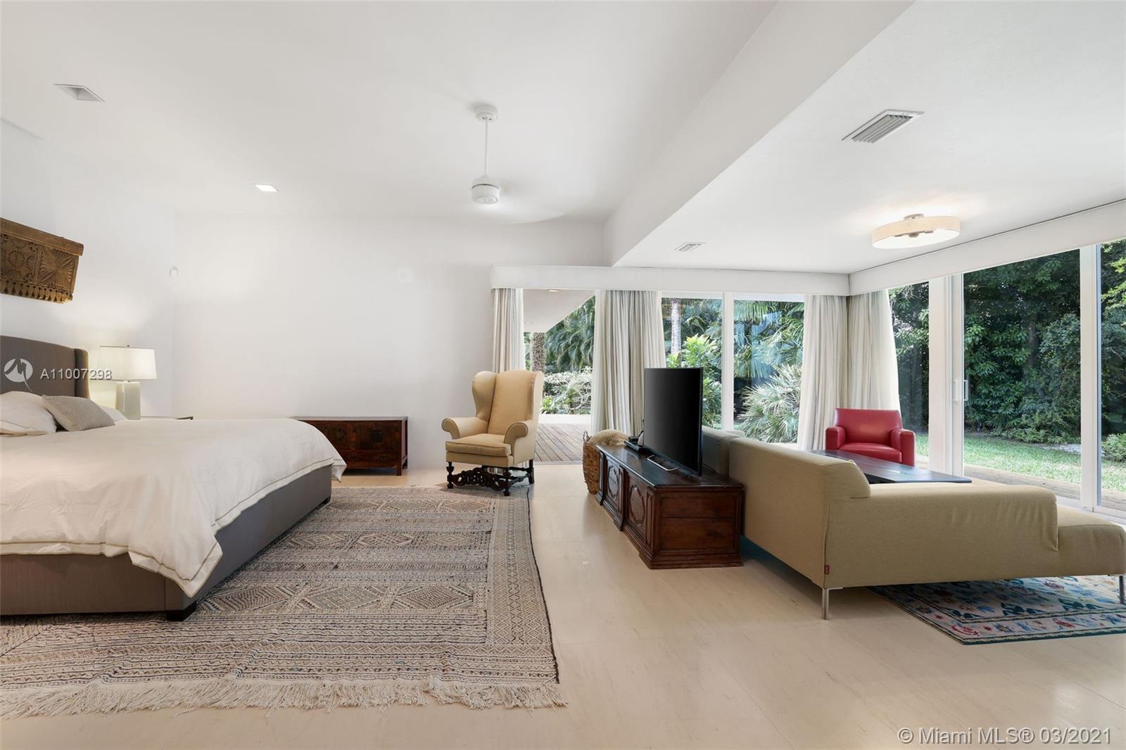 10400 Old Cutler Rd Coral Gables, FL 33156