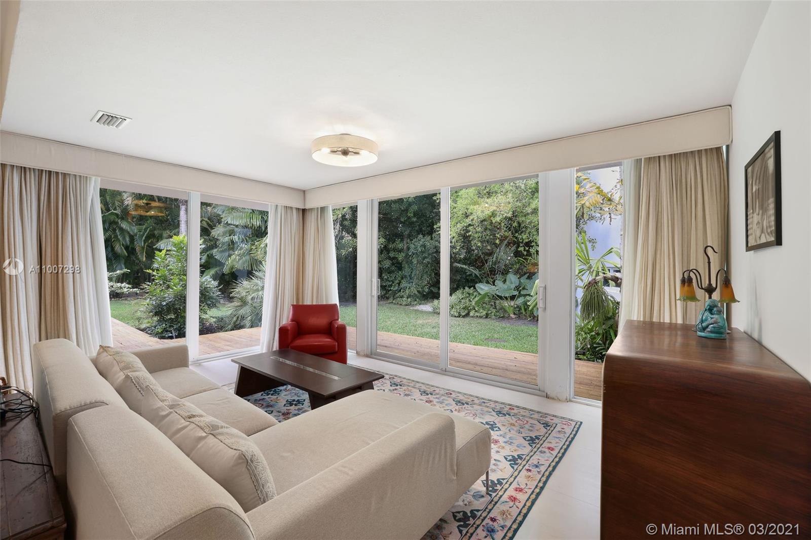 10400 Old Cutler Rd Coral Gables, FL 33156