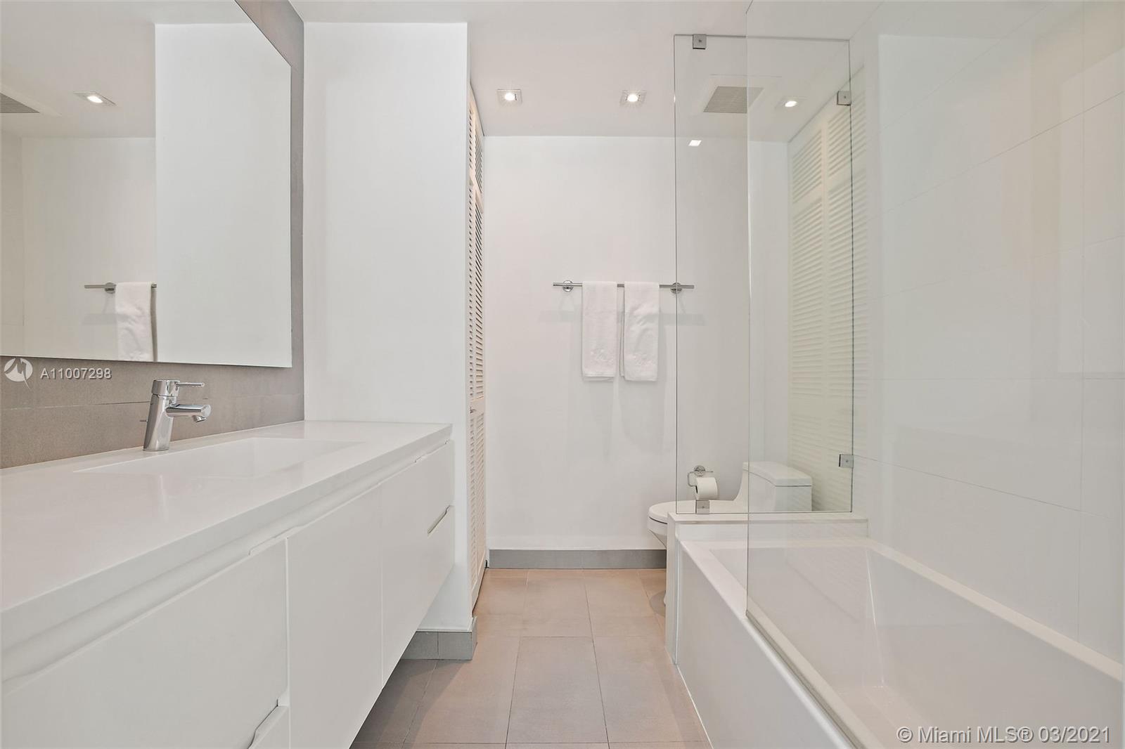 10400 Old Cutler Rd Coral Gables, FL 33156