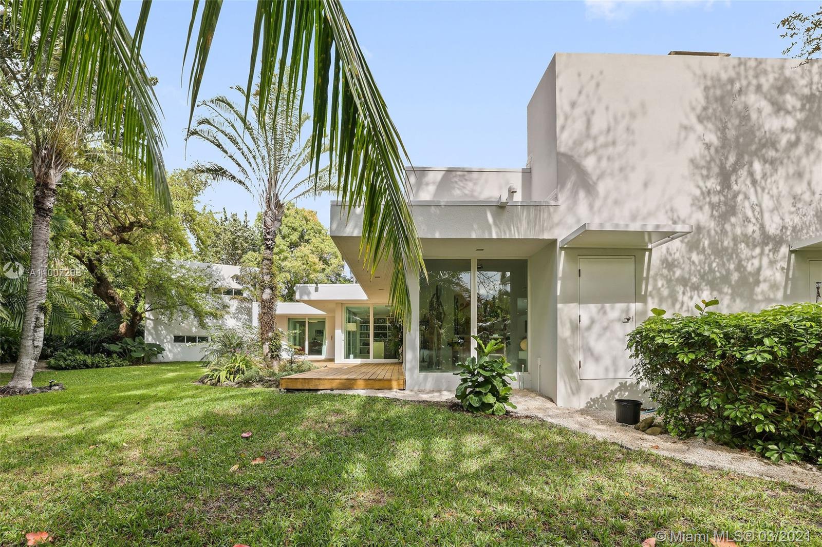 10400 Old Cutler Rd Coral Gables, FL 33156