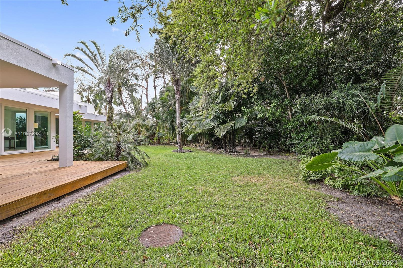 10400 Old Cutler Rd Coral Gables, FL 33156