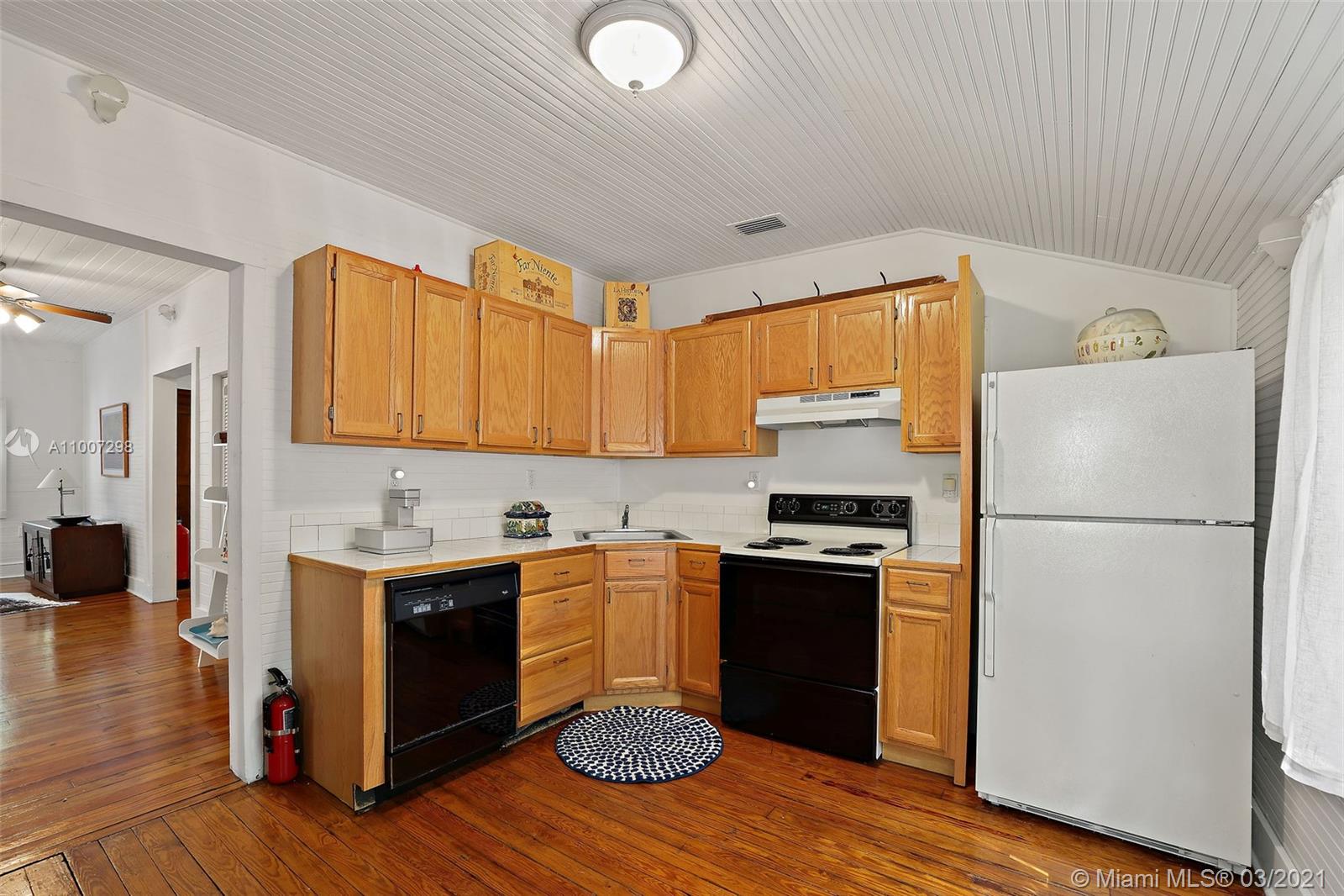 10400 Old Cutler Rd Coral Gables, FL 33156