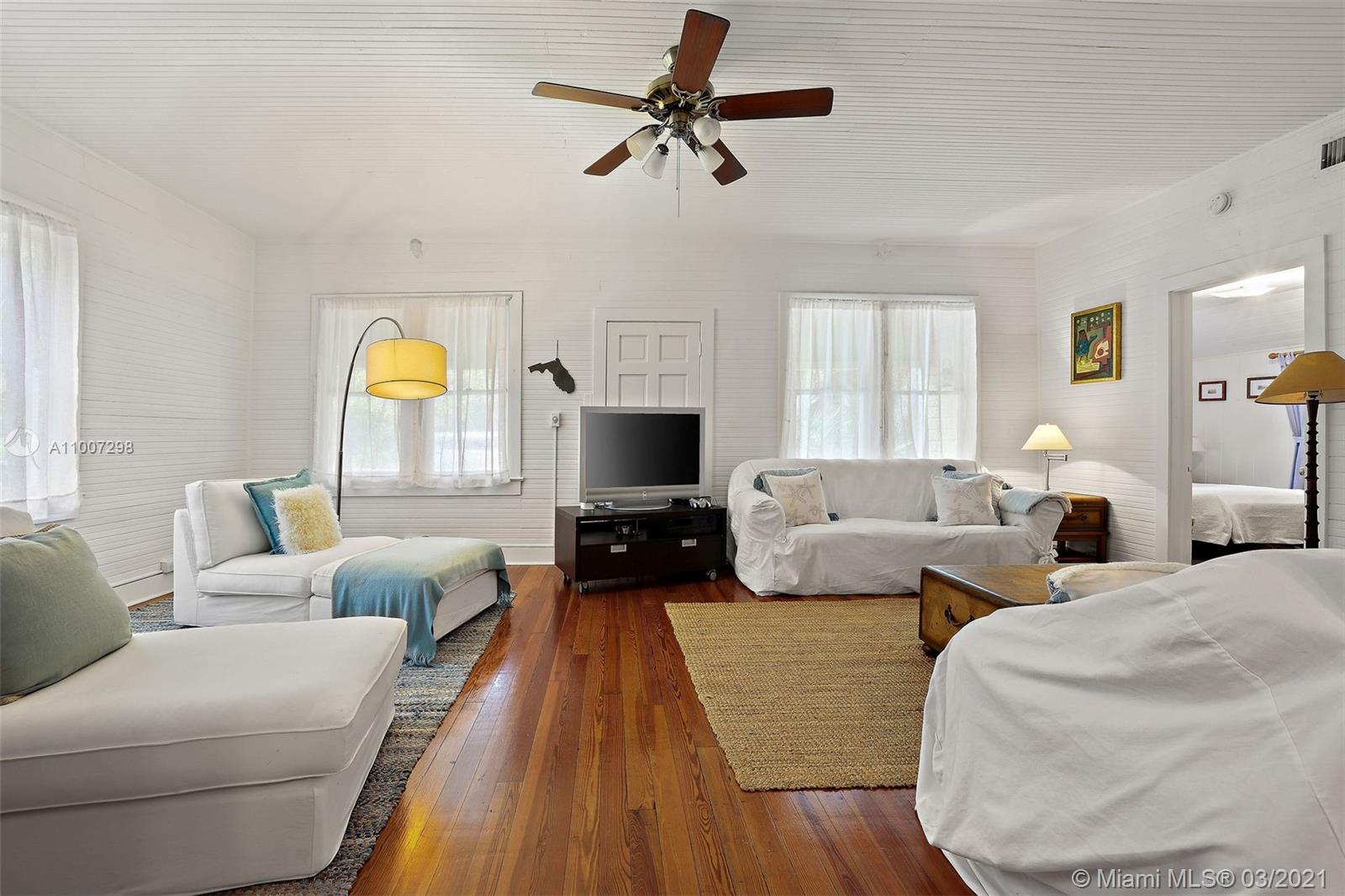 10400 Old Cutler Rd Coral Gables, FL 33156