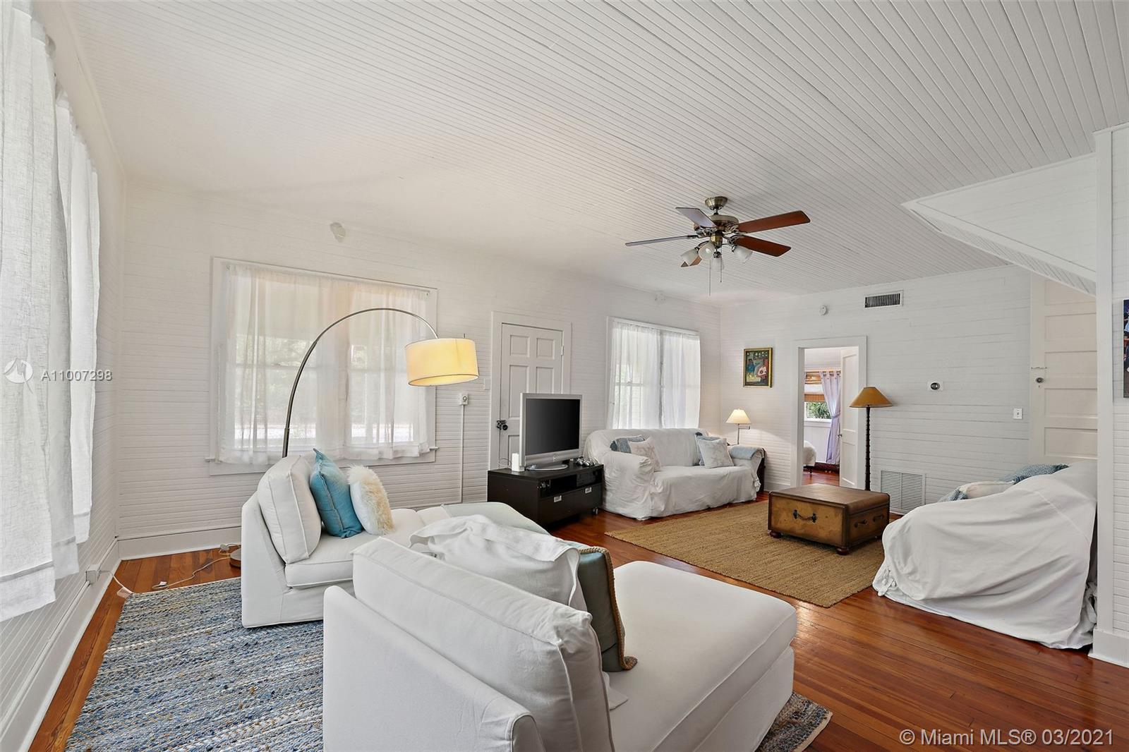 10400 Old Cutler Rd Coral Gables, FL 33156