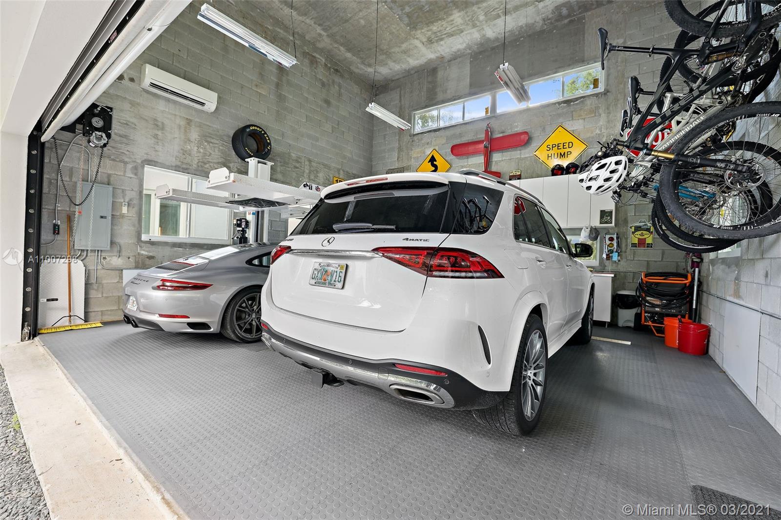 10400 Old Cutler Rd Coral Gables, FL 33156